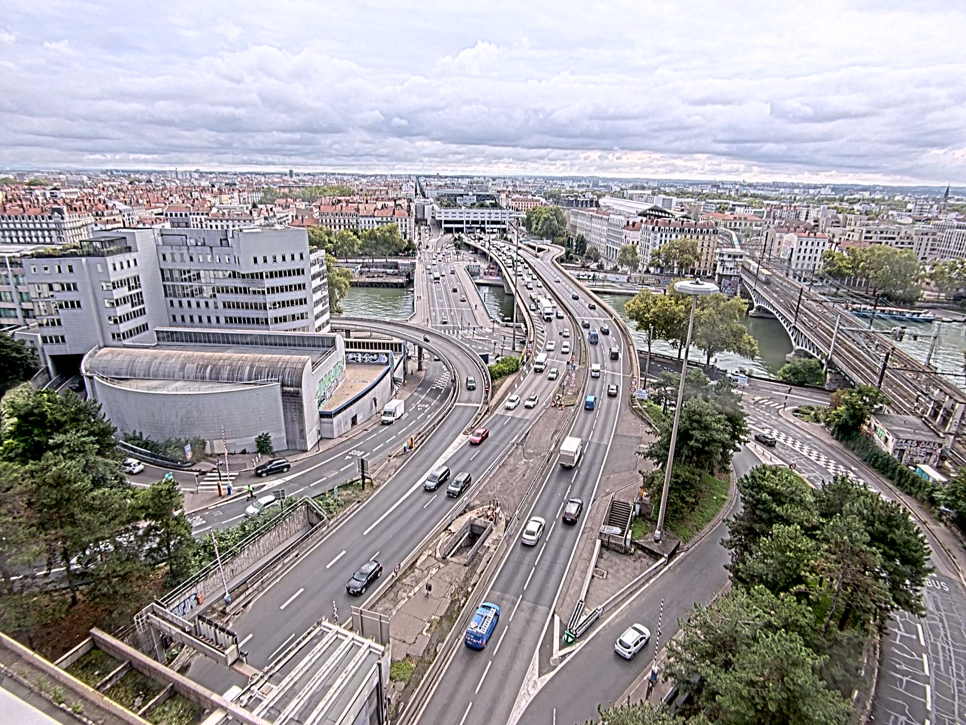 Caméra autoroute à Lyon Perrache à l'entrée Sud du Tunnel sous Fourvière, en direction de Marseille