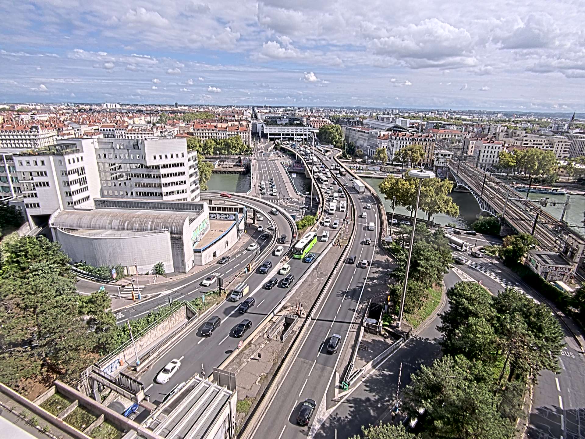 Caméra autoroute à Lyon Perrache à l'entrée Sud du Tunnel sous Fourvière, en direction de Marseille