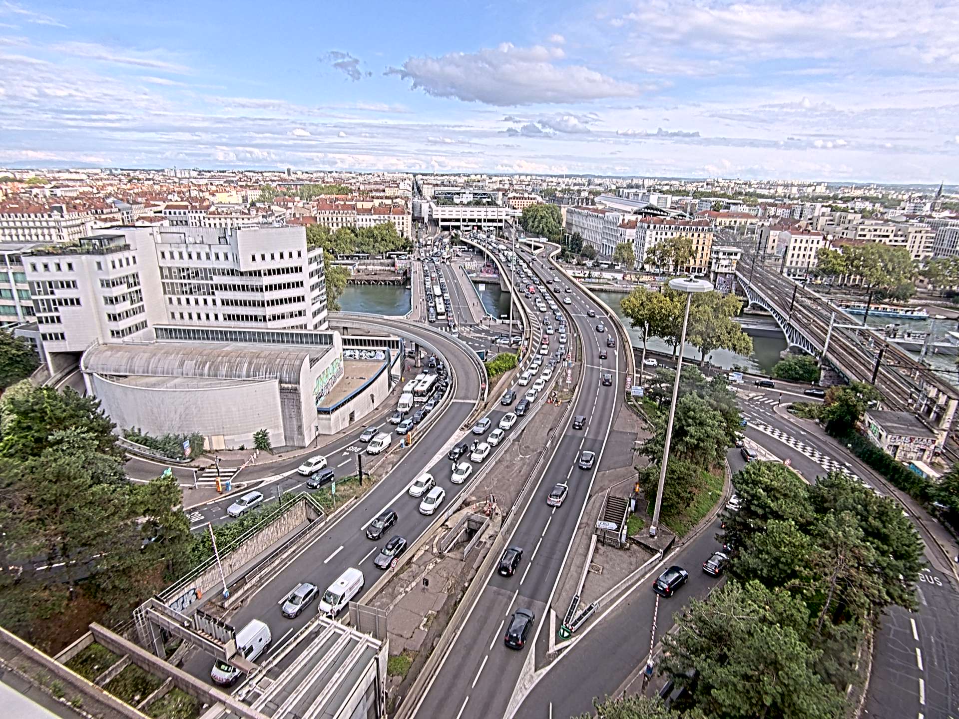 Caméra autoroute à Lyon Perrache à l'entrée Sud du Tunnel sous Fourvière, en direction de Marseille