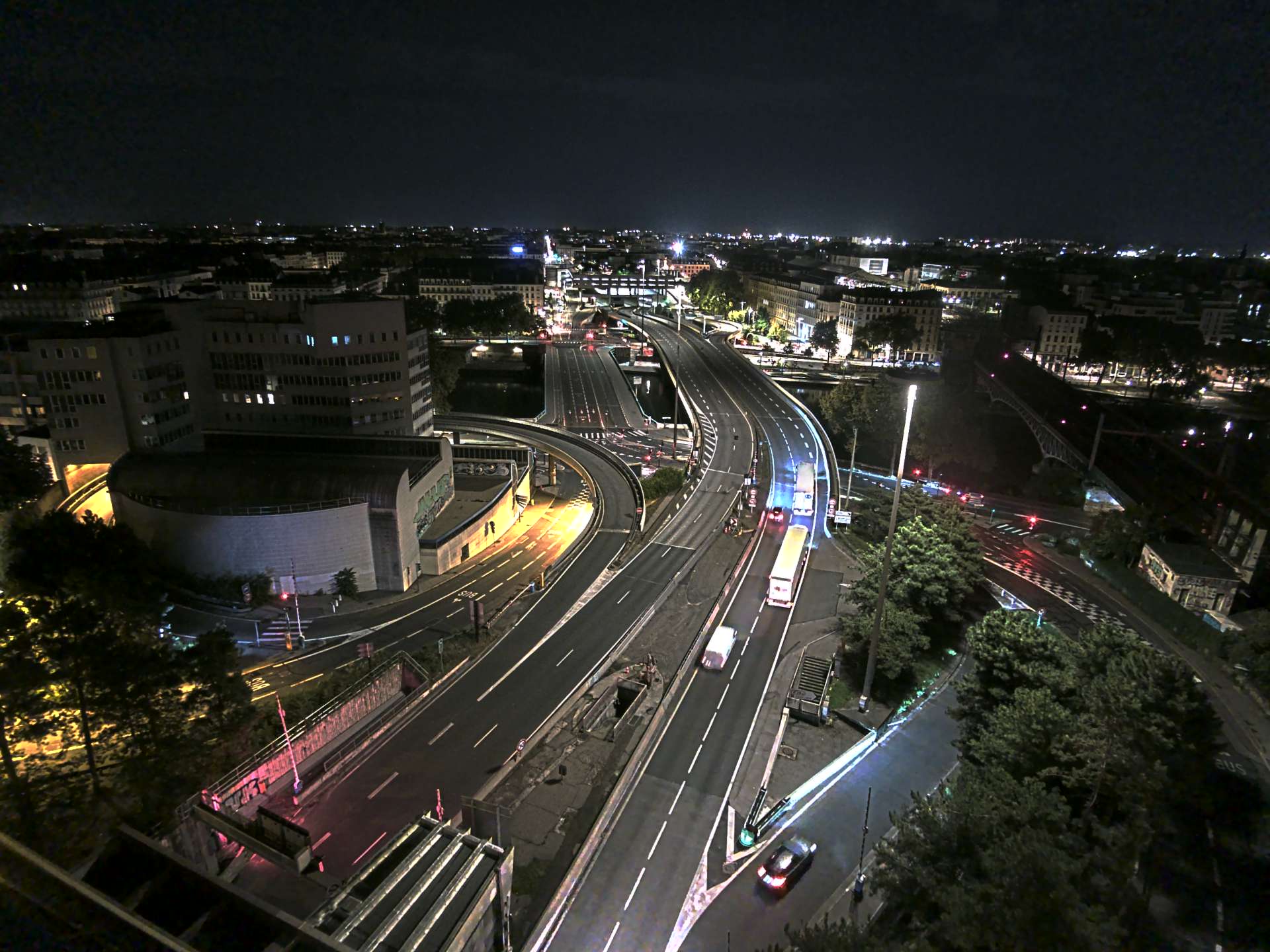 Caméra autoroute à Lyon Perrache à l'entrée Sud du Tunnel sous Fourvière, en direction de Marseille