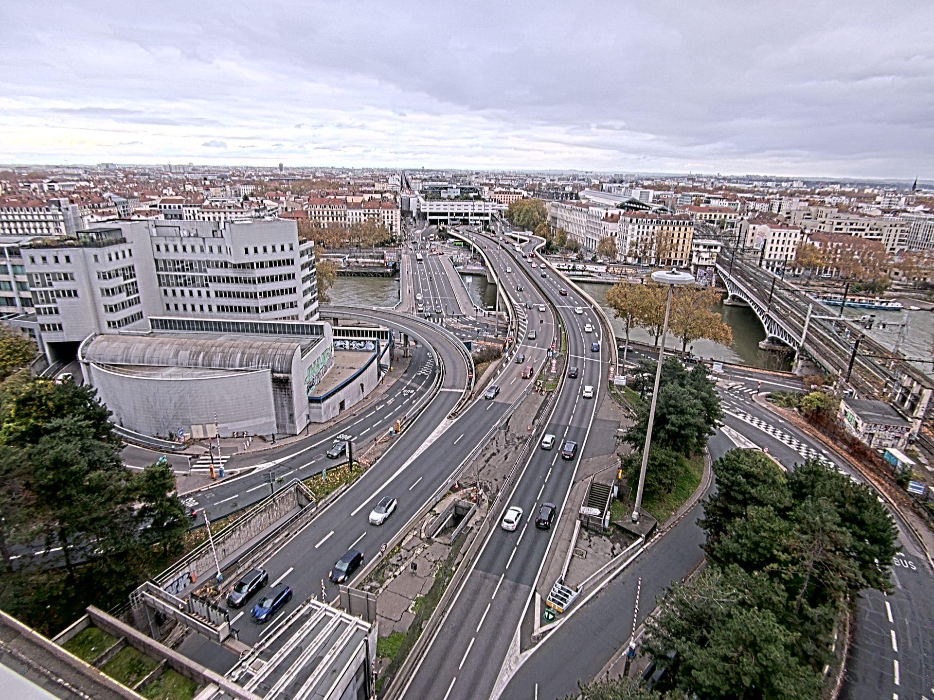 Caméra autoroute à Lyon Perrache à l'entrée Sud du Tunnel sous Fourvière, en direction de Marseille
