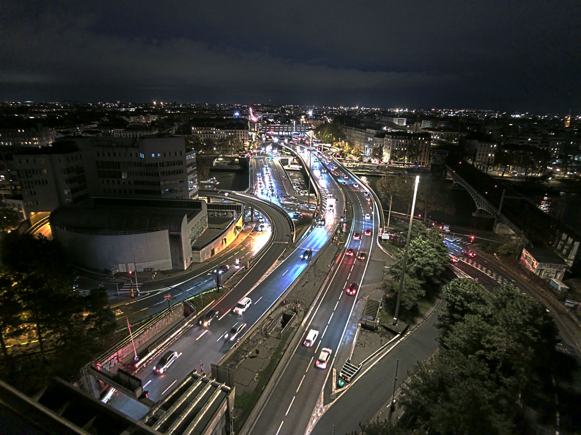 Caméra autoroute à Lyon Perrache à l'entrée Sud du Tunnel sous Fourvière, en direction de Marseille