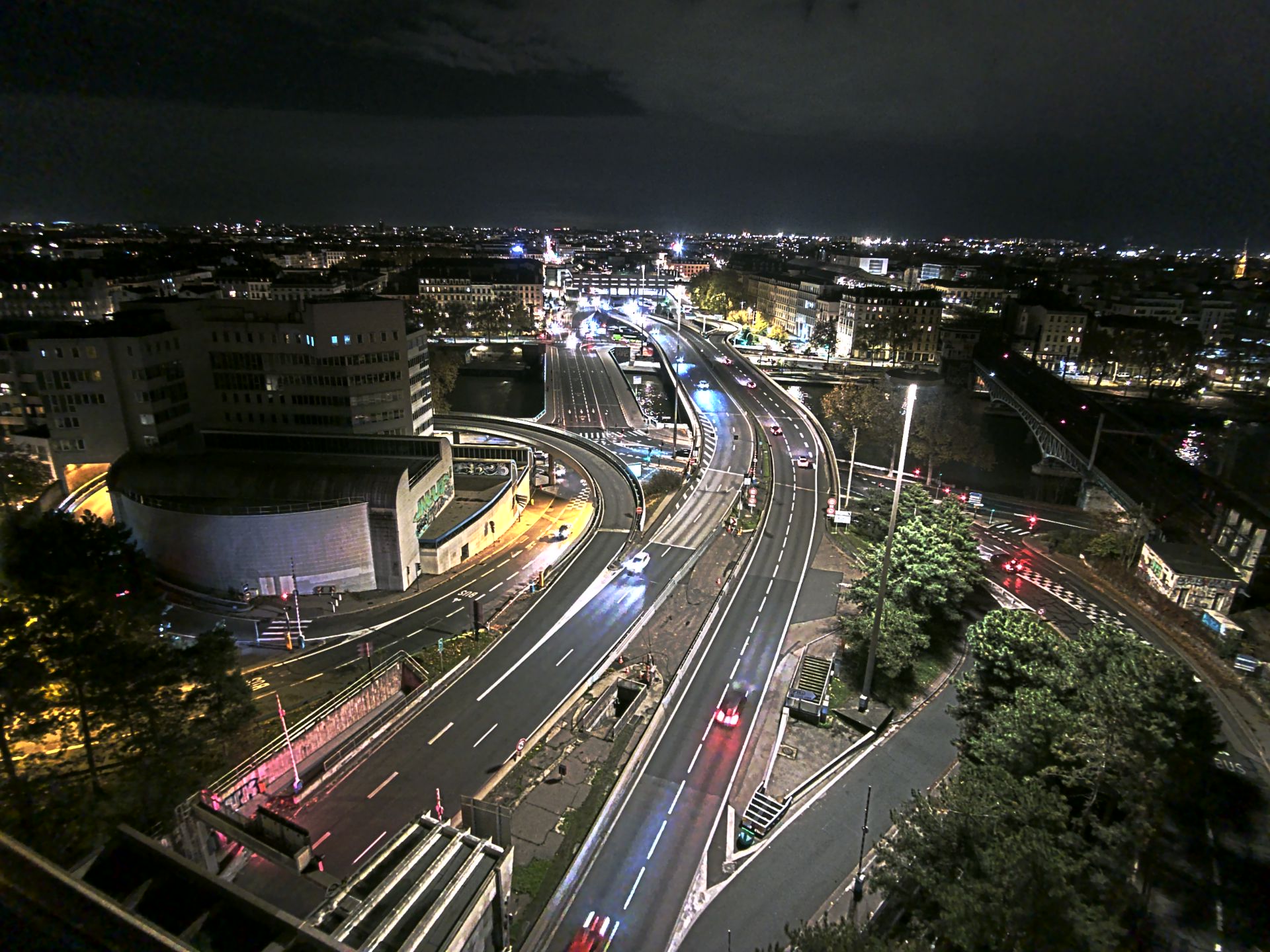 Caméra autoroute à Lyon Perrache à l'entrée Sud du Tunnel sous Fourvière, en direction de Marseille