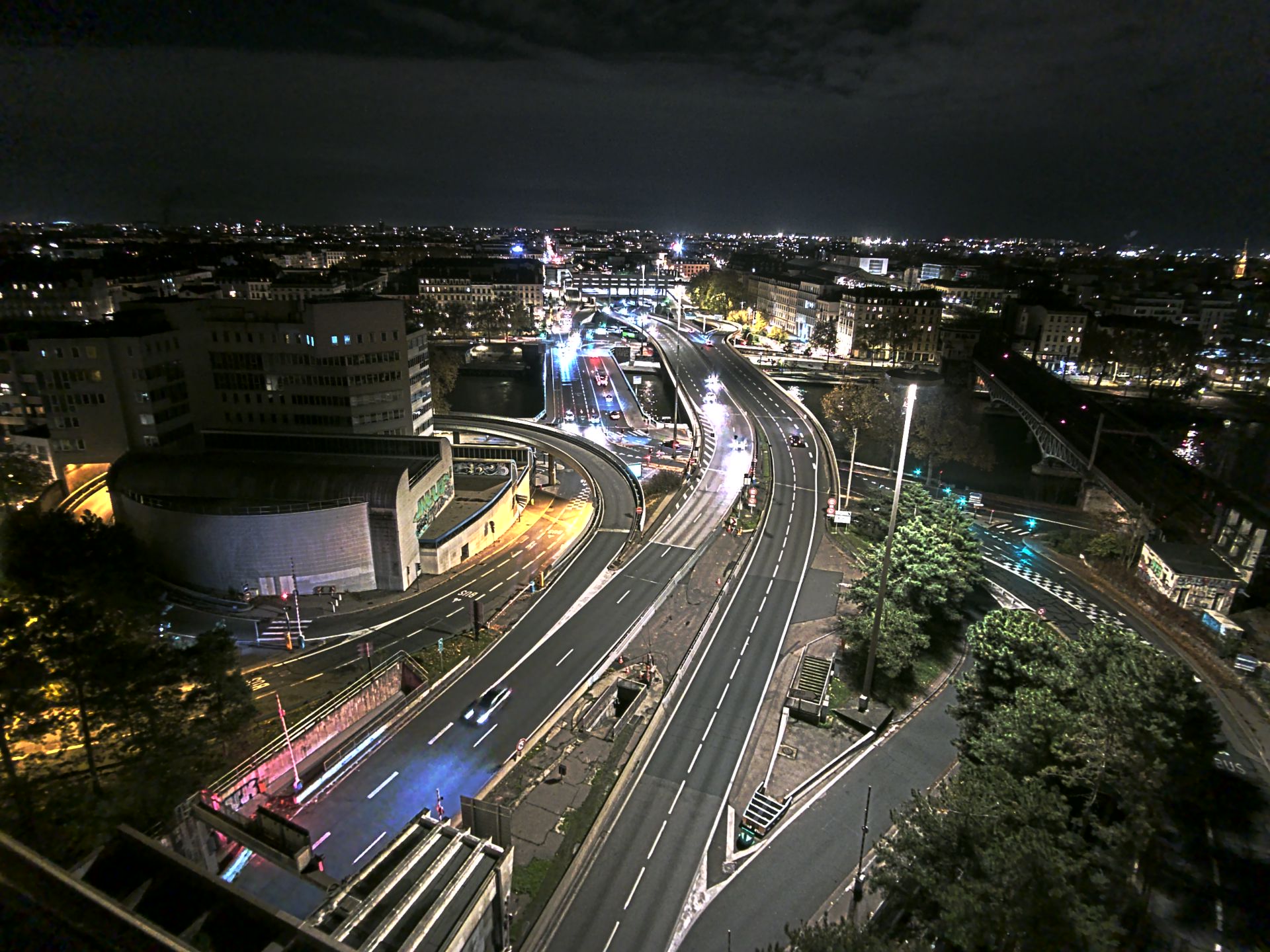 Caméra autoroute à Lyon Perrache à l'entrée Sud du Tunnel sous Fourvière, en direction de Marseille