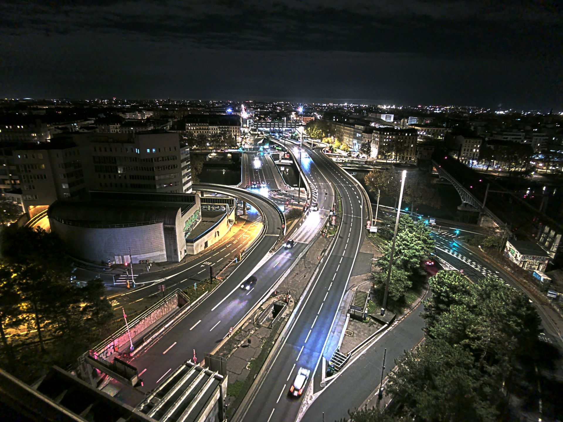 Caméra autoroute à Lyon Perrache à l'entrée Sud du Tunnel sous Fourvière, en direction de Marseille