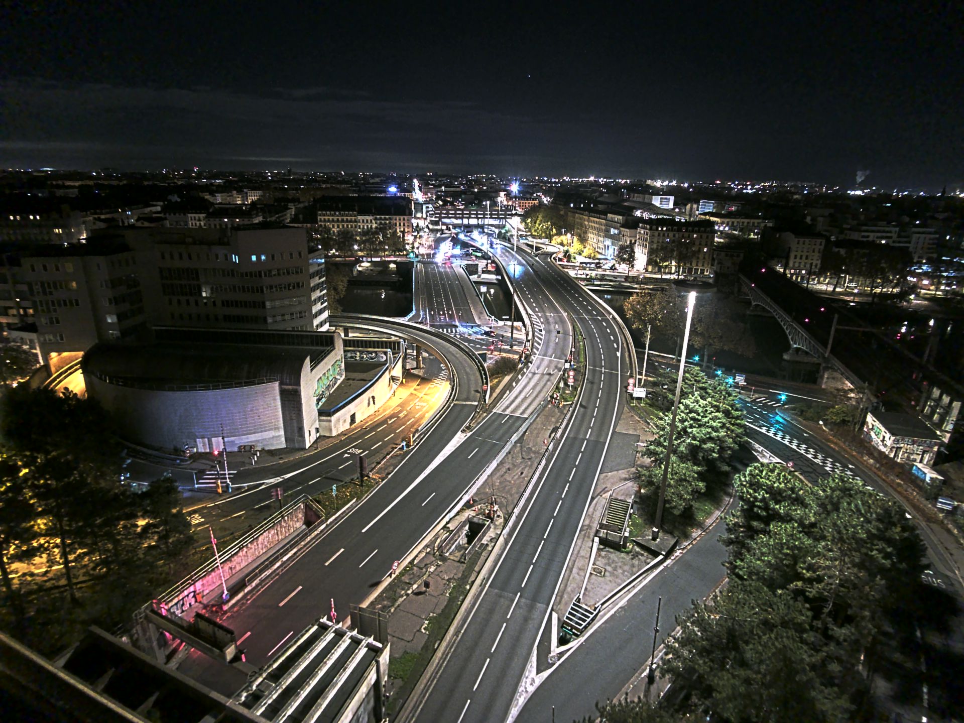 Caméra autoroute à Lyon Perrache à l'entrée Sud du Tunnel sous Fourvière, en direction de Marseille