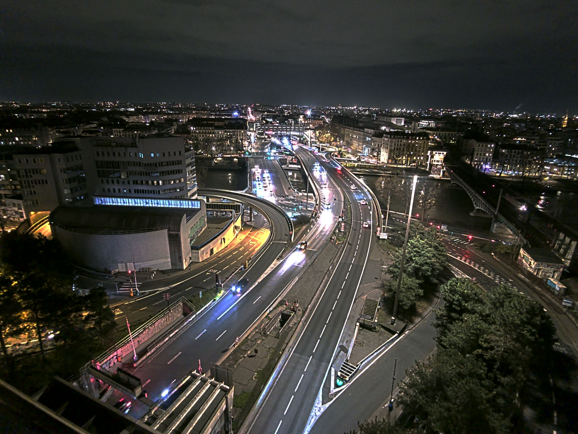 Caméra autoroute à Lyon Perrache à l'entrée Sud du Tunnel sous Fourvière, en direction de Marseille