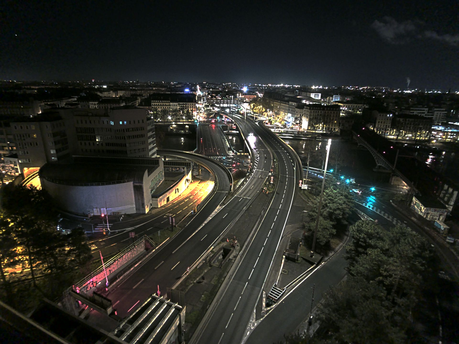 Caméra autoroute à Lyon Perrache à l'entrée Sud du Tunnel sous Fourvière, en direction de Marseille