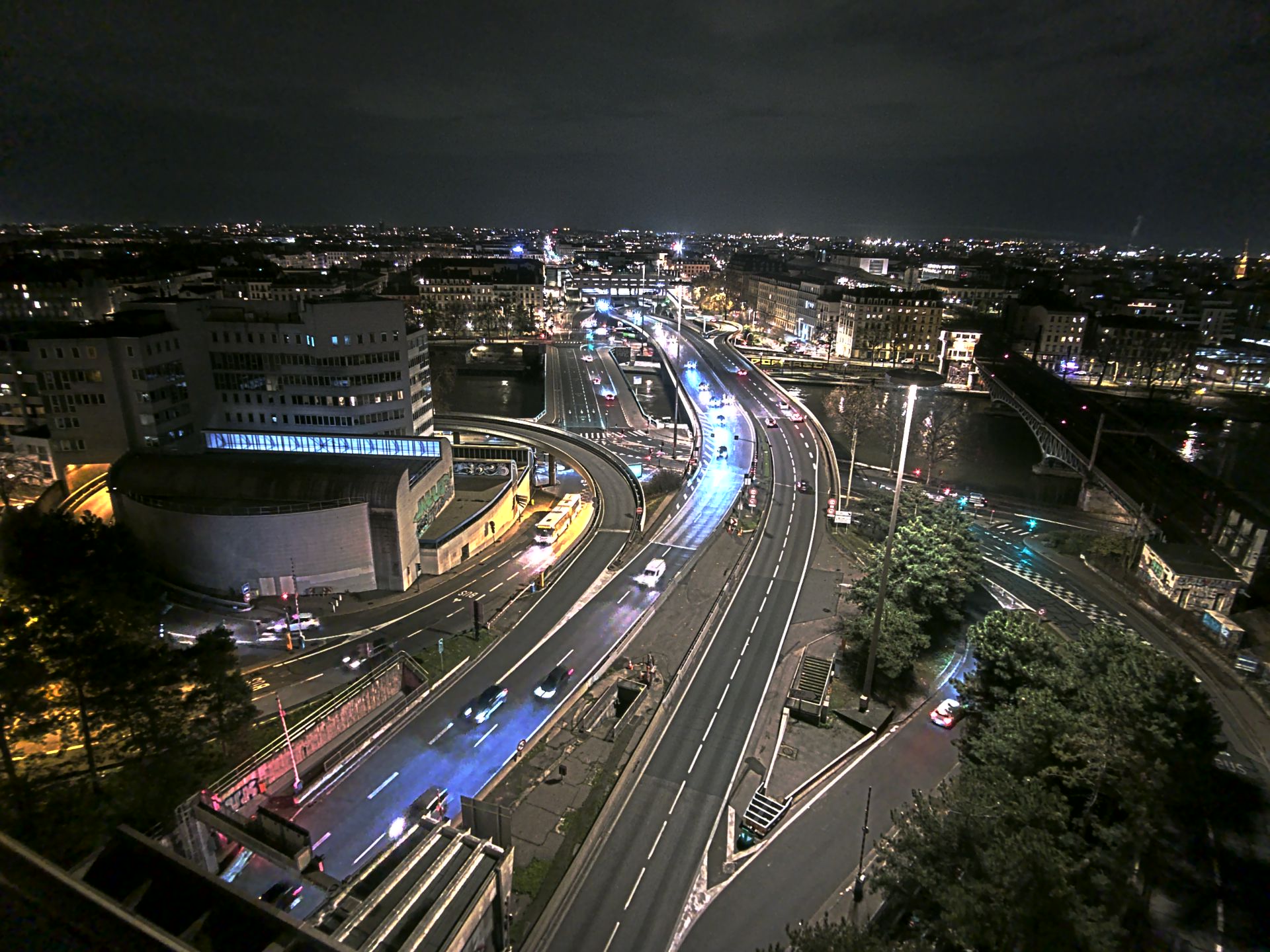 Caméra autoroute à Lyon Perrache à l'entrée Sud du Tunnel sous Fourvière, en direction de Marseille