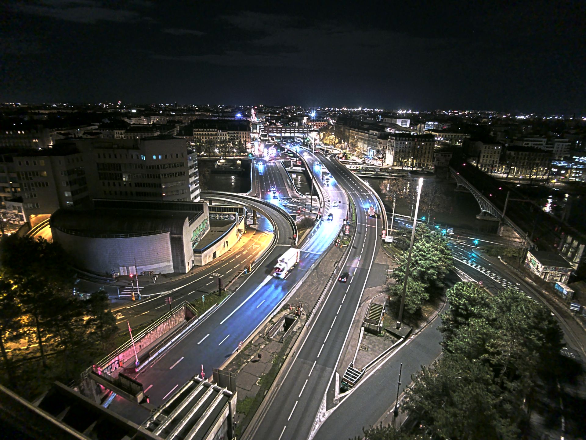 Caméra autoroute à Lyon Perrache à l'entrée Sud du Tunnel sous Fourvière, en direction de Marseille