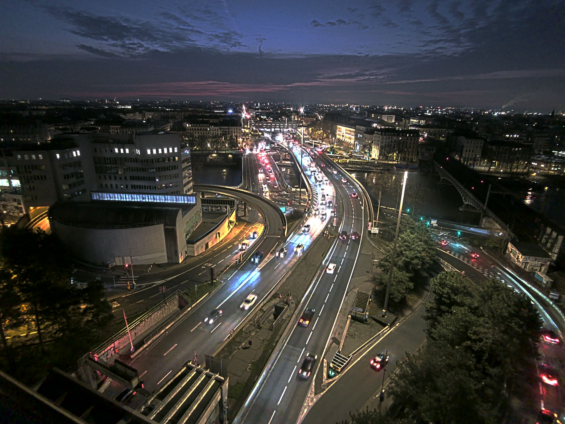 Caméra autoroute à Lyon Perrache à l'entrée Sud du Tunnel sous Fourvière, en direction de Marseille