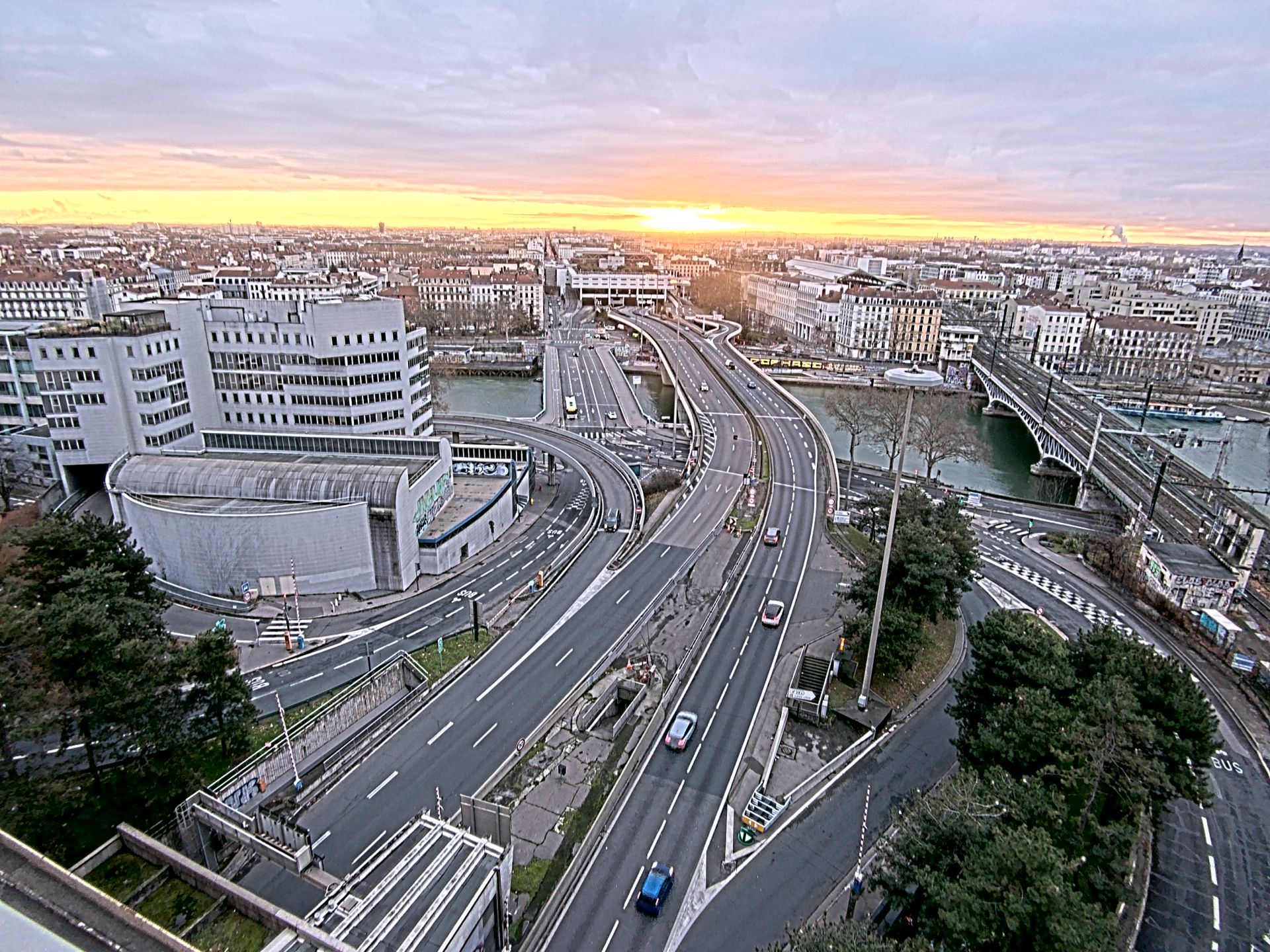 Caméra autoroute à Lyon Perrache à l'entrée Sud du Tunnel sous Fourvière, en direction de Marseille