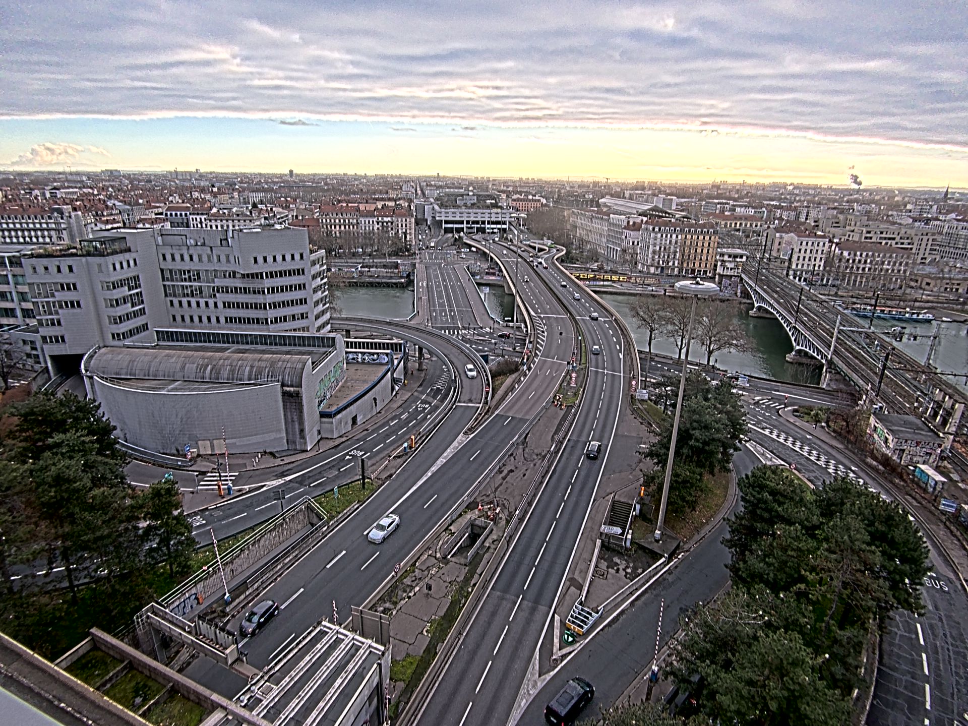 Caméra autoroute à Lyon Perrache à l'entrée Sud du Tunnel sous Fourvière, en direction de Marseille