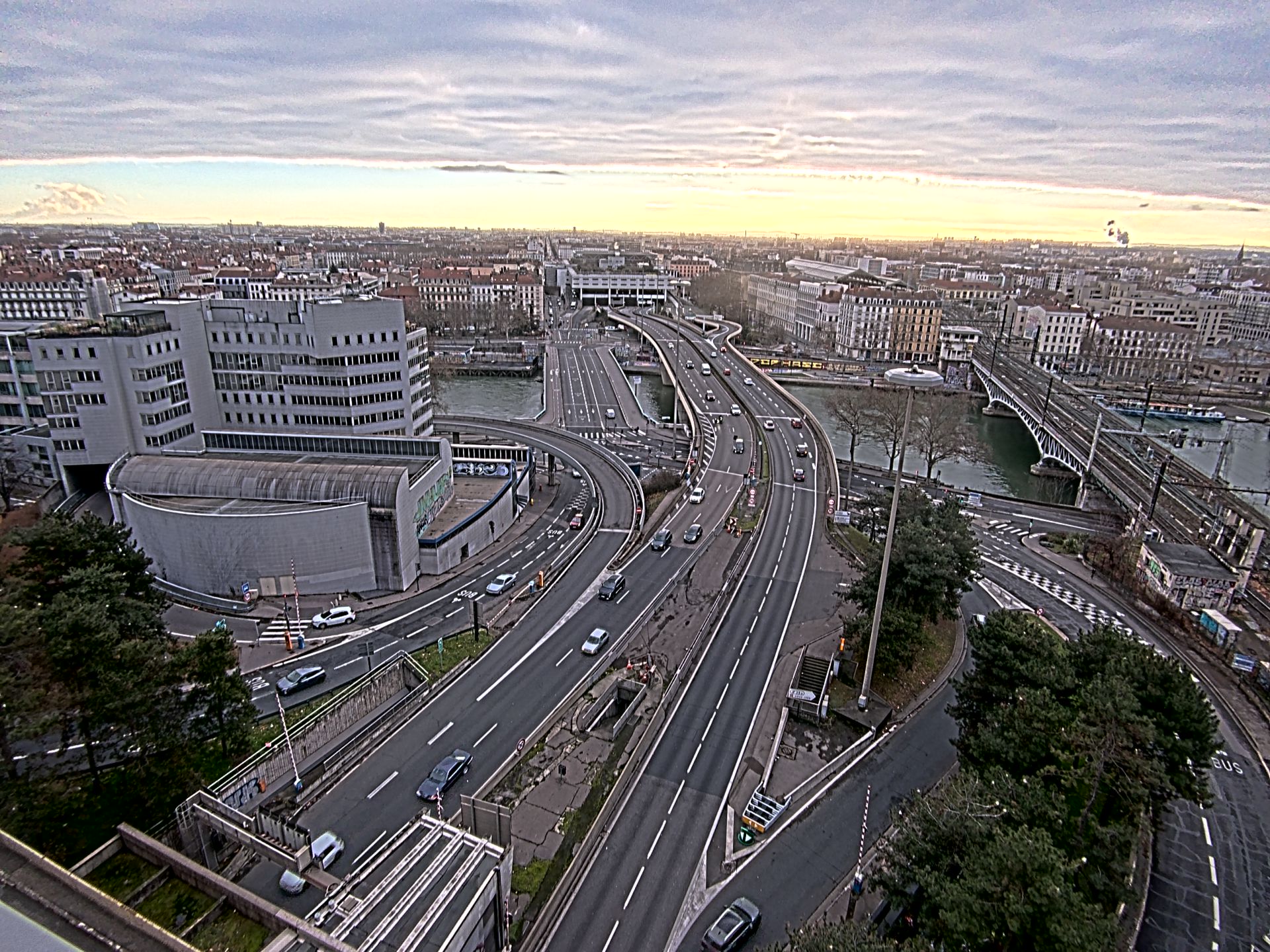 Caméra autoroute à Lyon Perrache à l'entrée Sud du Tunnel sous Fourvière, en direction de Marseille