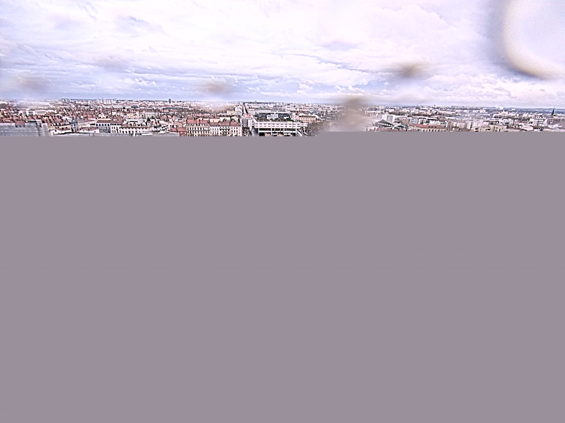 Caméra autoroute à Lyon Perrache à l'entrée Sud du Tunnel sous Fourvière, en direction de Marseille