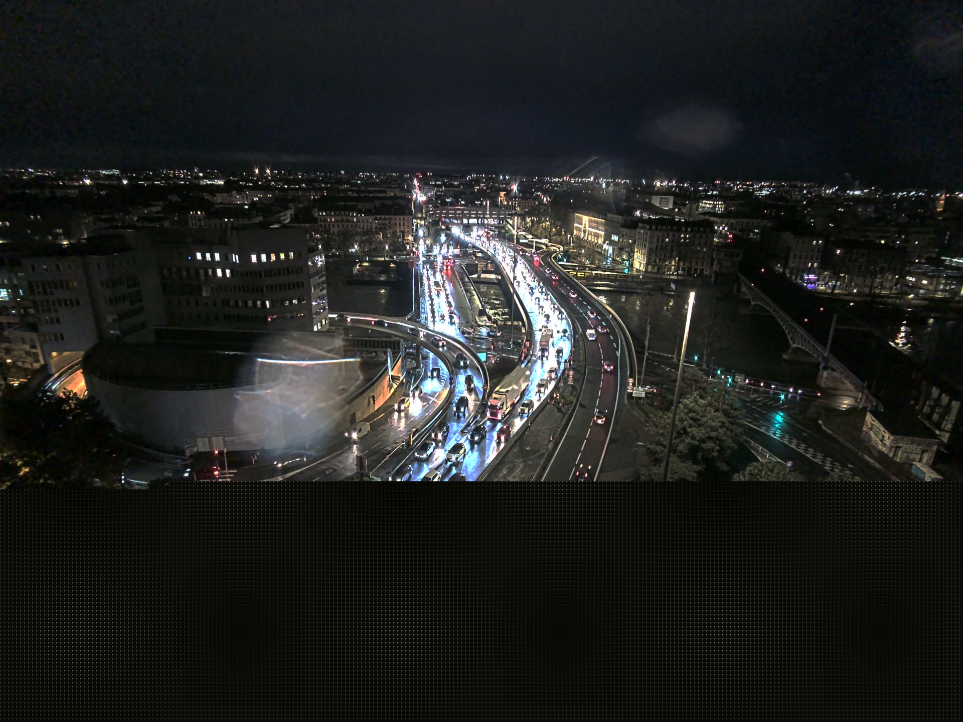 Caméra autoroute à Lyon Perrache à l'entrée Sud du Tunnel sous Fourvière, en direction de Marseille