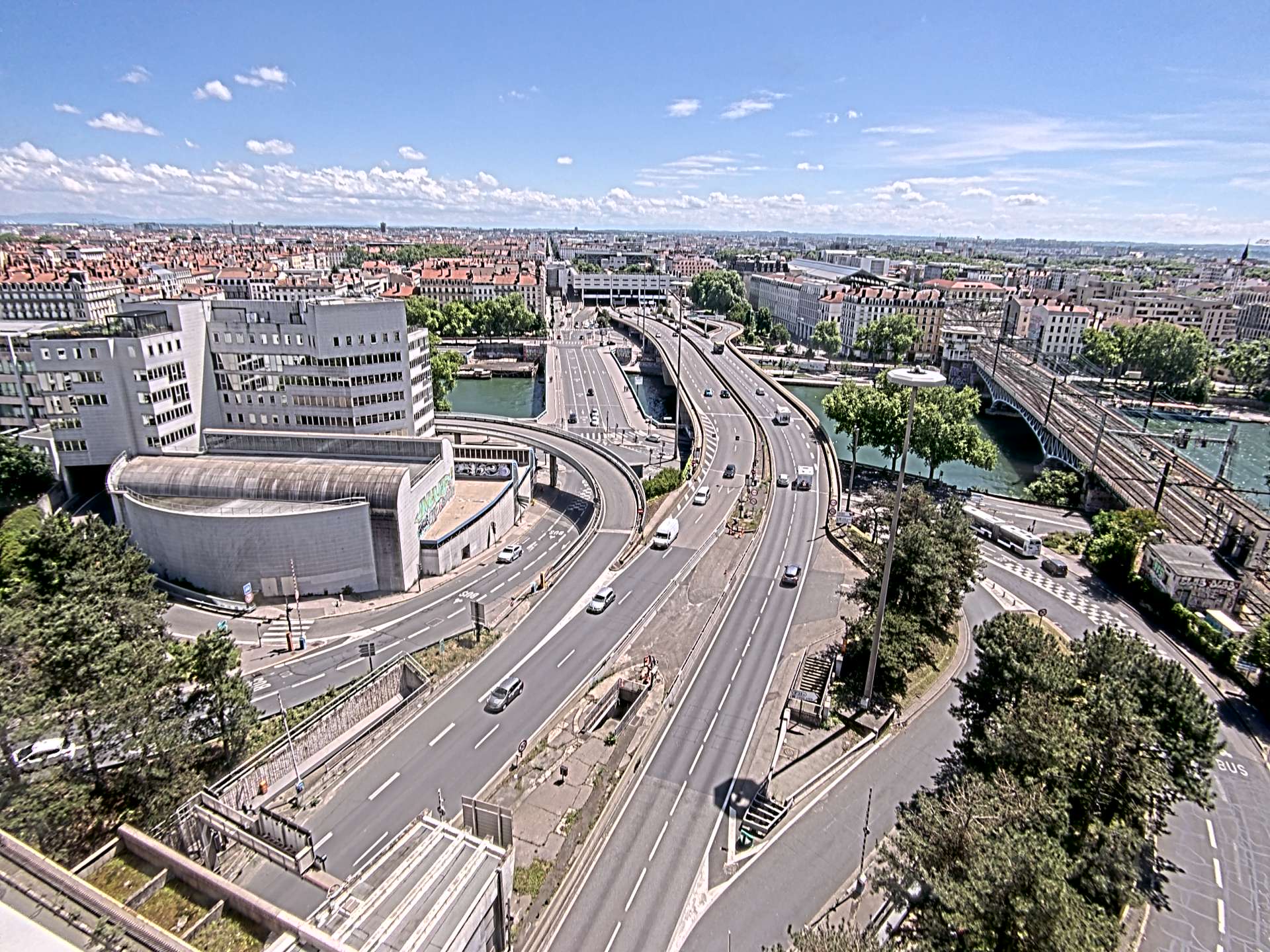 Caméra autoroute à Lyon Perrache à l'entrée Sud du Tunnel sous Fourvière, en direction de Marseille
