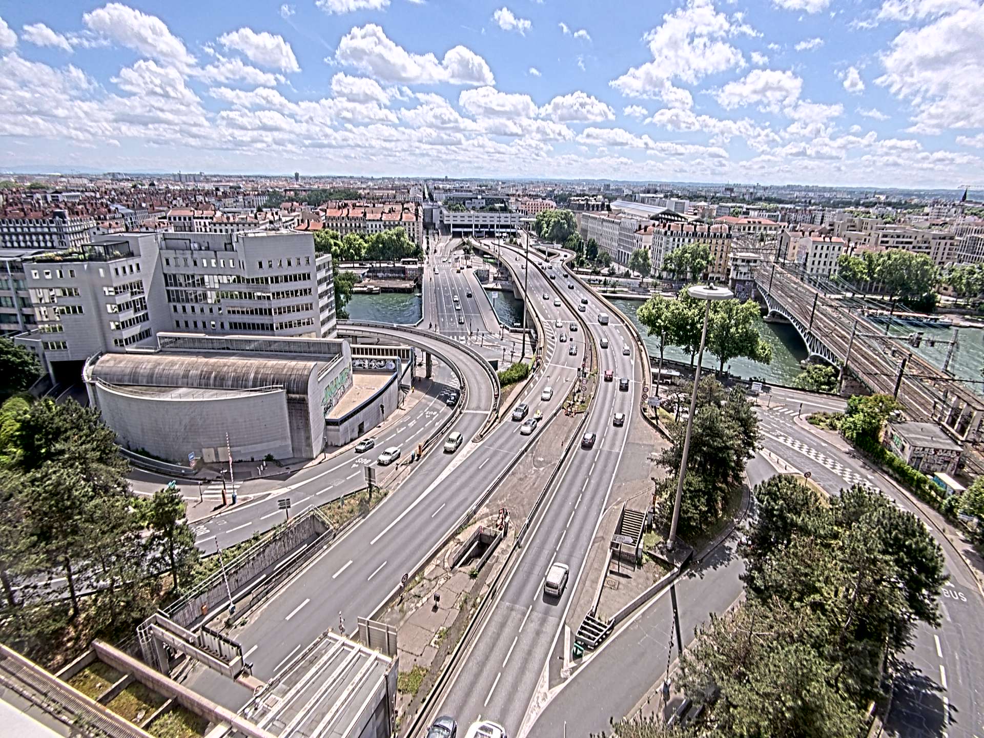 Caméra autoroute à Lyon Perrache à l'entrée Sud du Tunnel sous Fourvière, en direction de Marseille