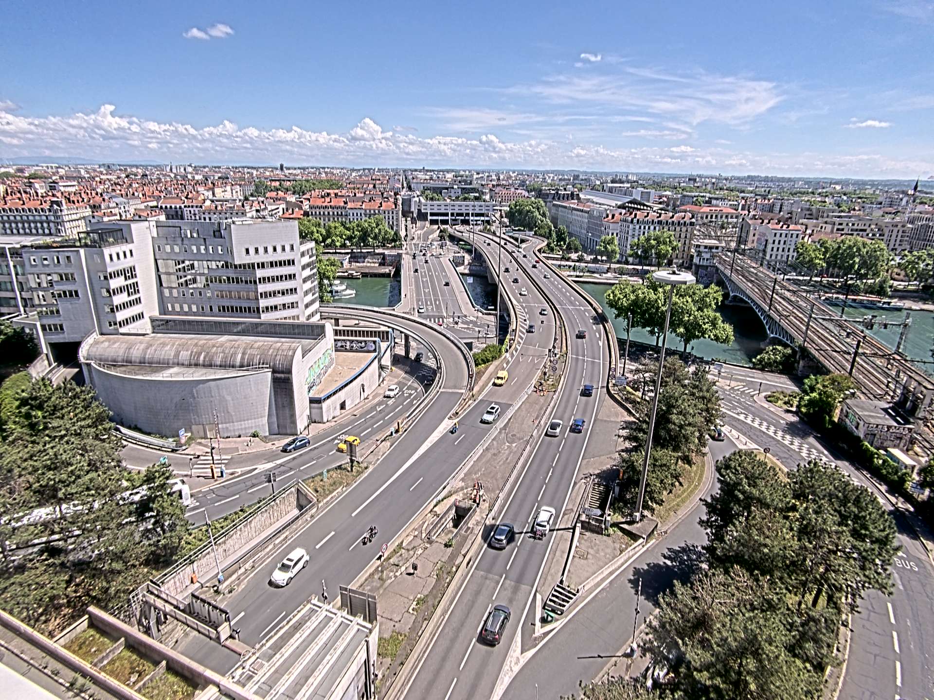 Caméra autoroute à Lyon Perrache à l'entrée Sud du Tunnel sous Fourvière, en direction de Marseille