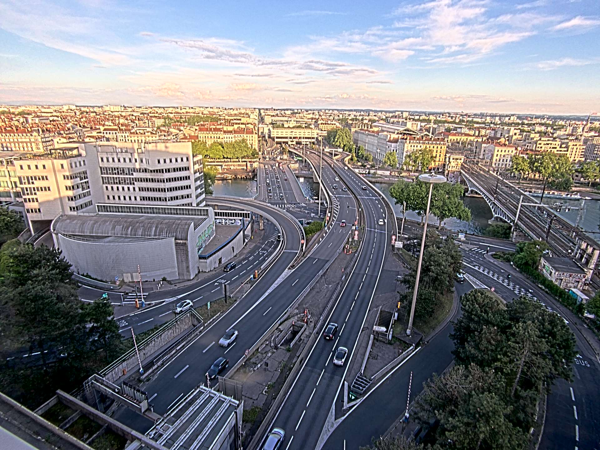 Caméra autoroute à Lyon Perrache à l'entrée Sud du Tunnel sous Fourvière, en direction de Marseille