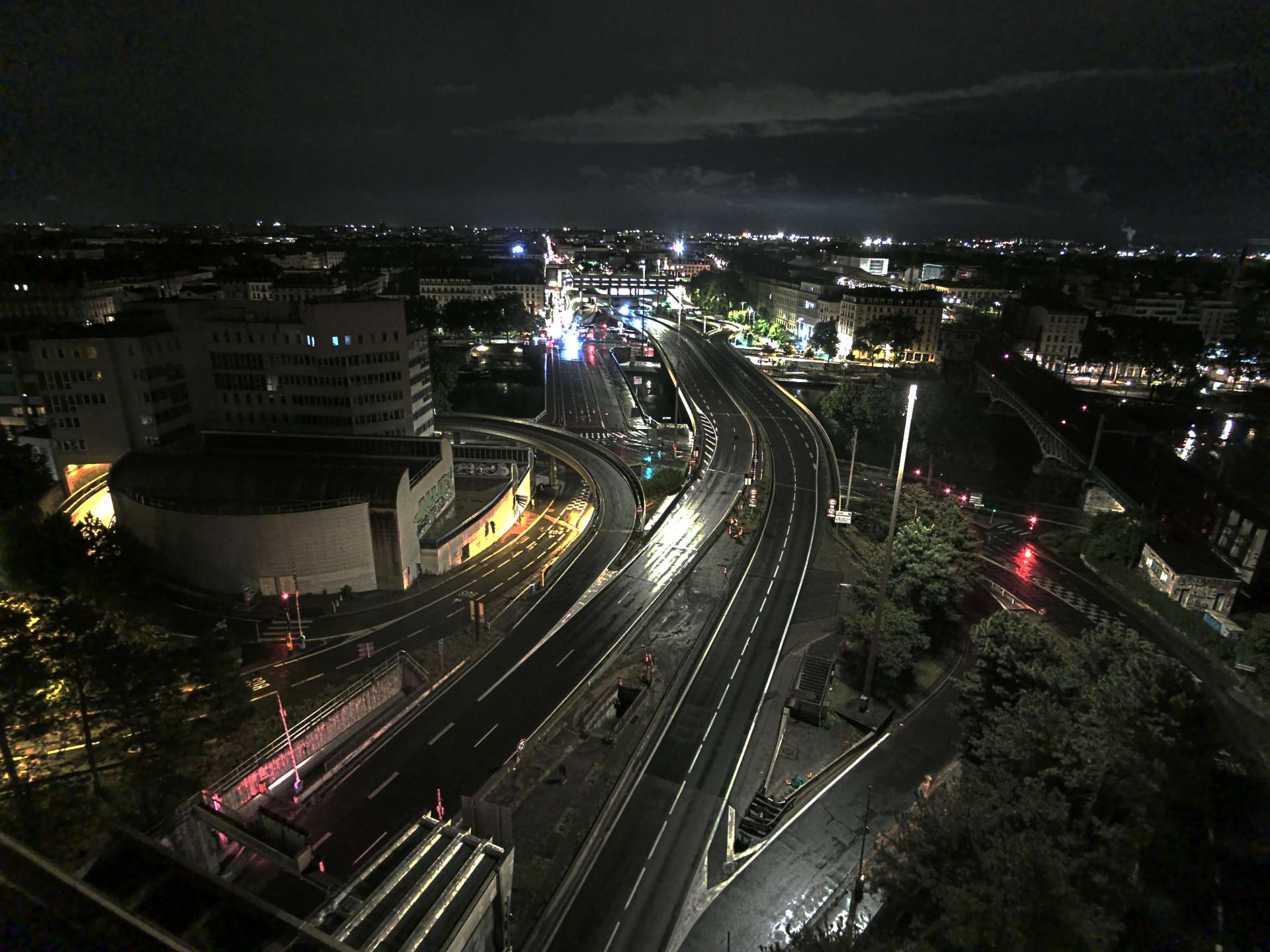 Caméra autoroute à Lyon Perrache à l'entrée Sud du Tunnel sous Fourvière, en direction de Marseille