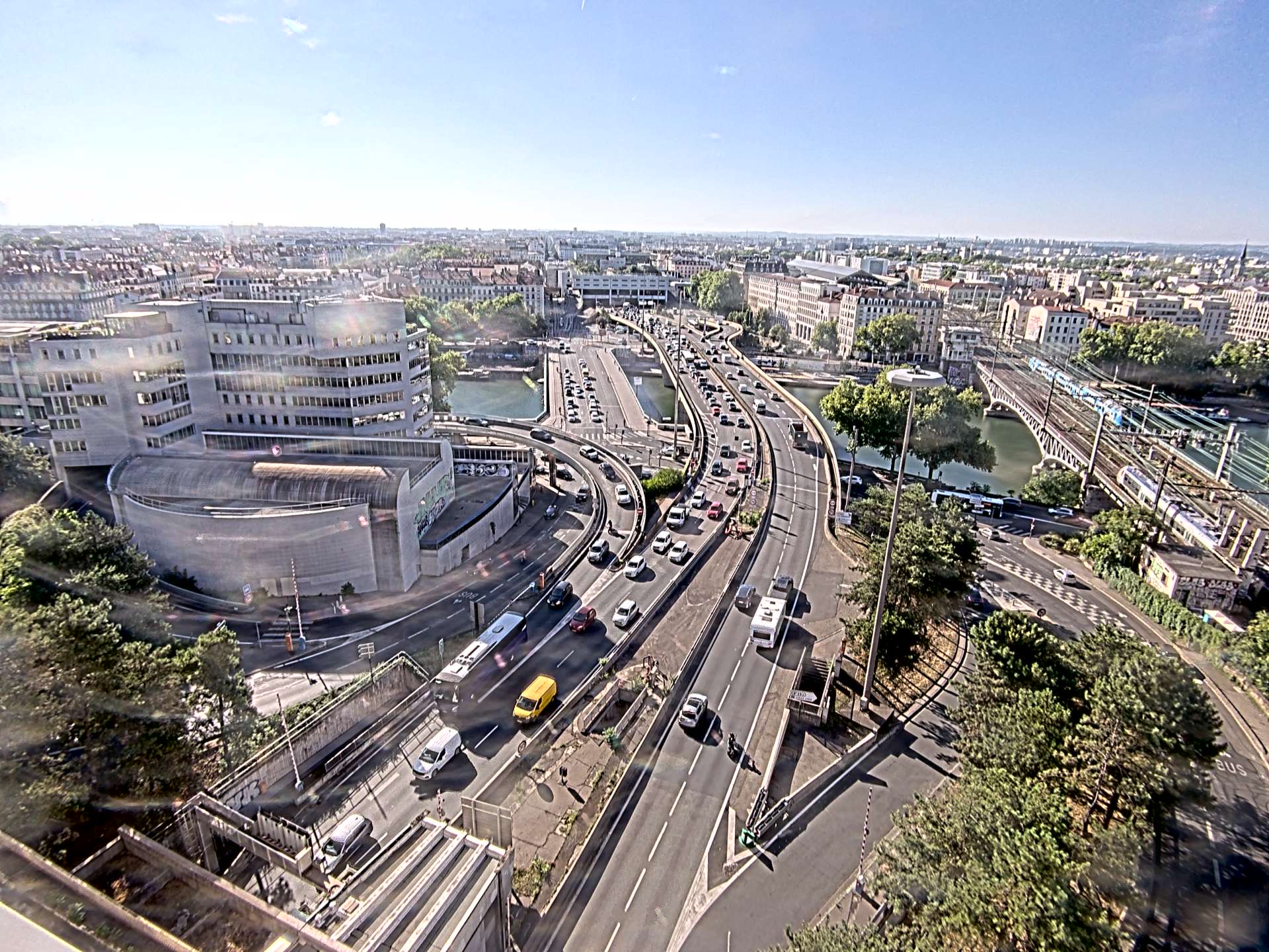 Caméra autoroute à Lyon Perrache à l'entrée Sud du Tunnel sous Fourvière, en direction de Marseille