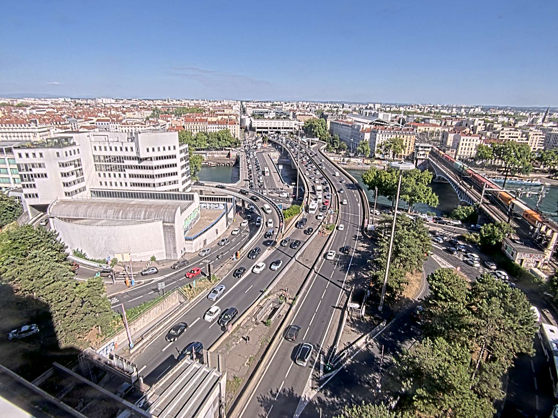 Caméra autoroute à Lyon Perrache à l'entrée Sud du Tunnel sous Fourvière, en direction de Marseille