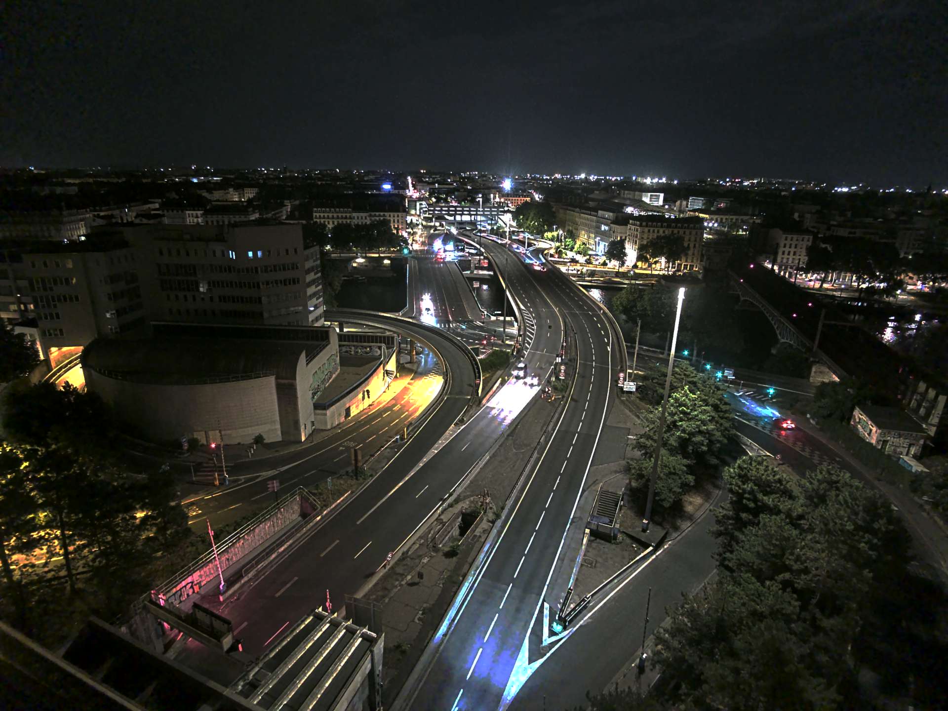 Caméra autoroute à Lyon Perrache à l'entrée Sud du Tunnel sous Fourvière, en direction de Marseille