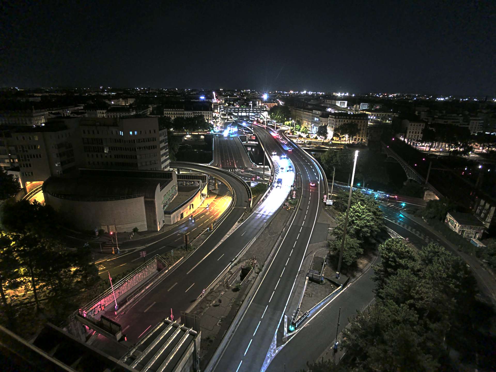 Caméra autoroute à Lyon Perrache à l'entrée Sud du Tunnel sous Fourvière, en direction de Marseille