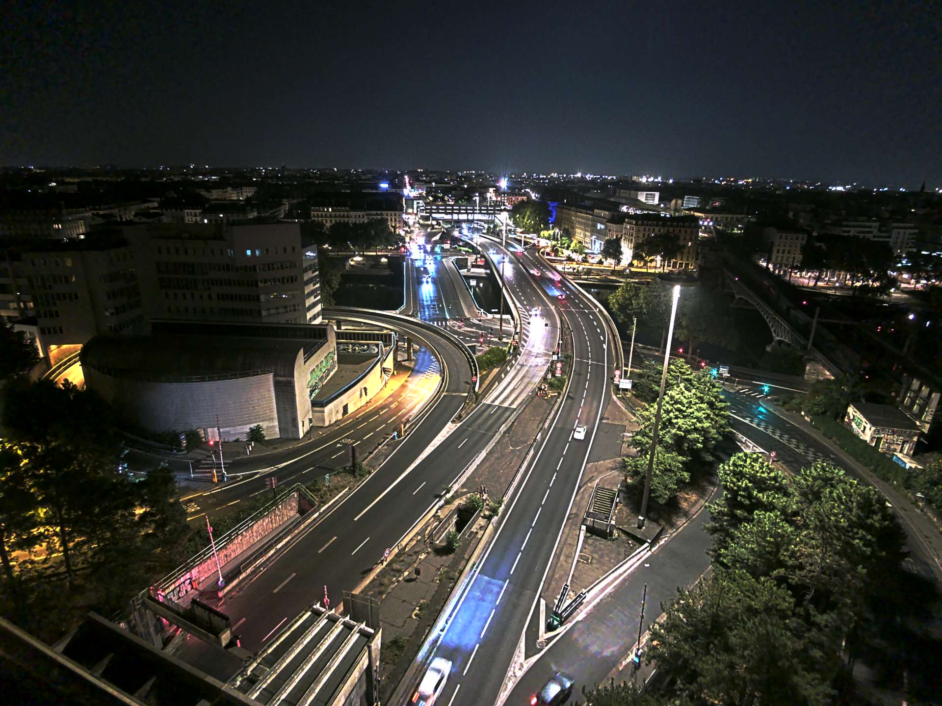 Caméra autoroute à Lyon Perrache à l'entrée Sud du Tunnel sous Fourvière, en direction de Marseille