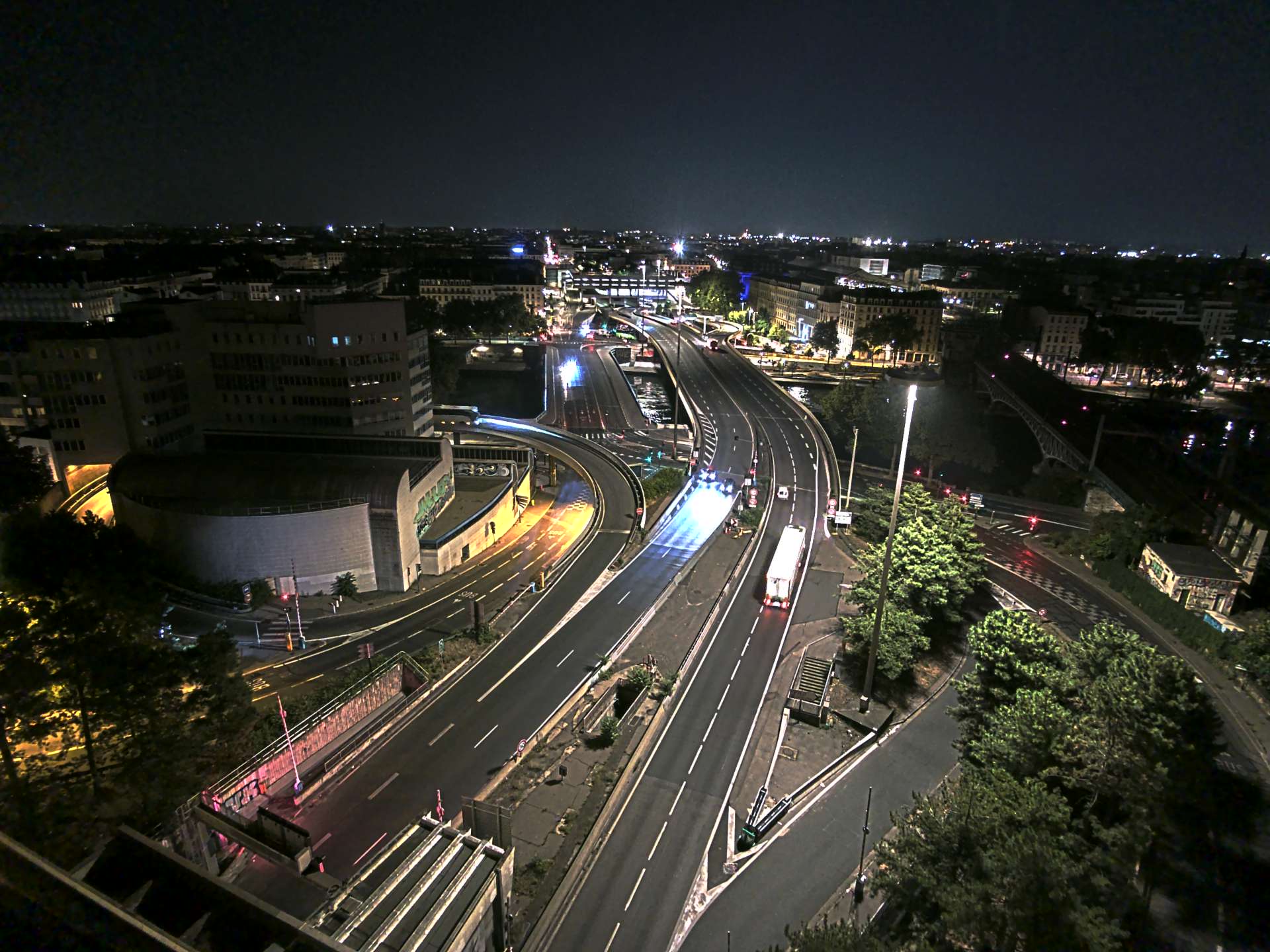 Caméra autoroute à Lyon Perrache à l'entrée Sud du Tunnel sous Fourvière, en direction de Marseille