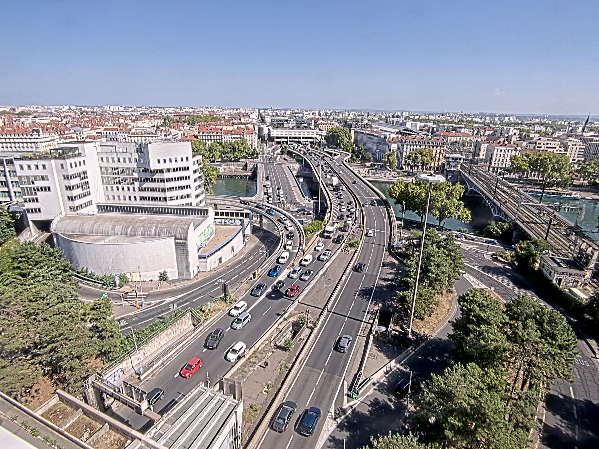 Caméra autoroute à Lyon Perrache à l'entrée Sud du Tunnel sous Fourvière, en direction de Marseille
