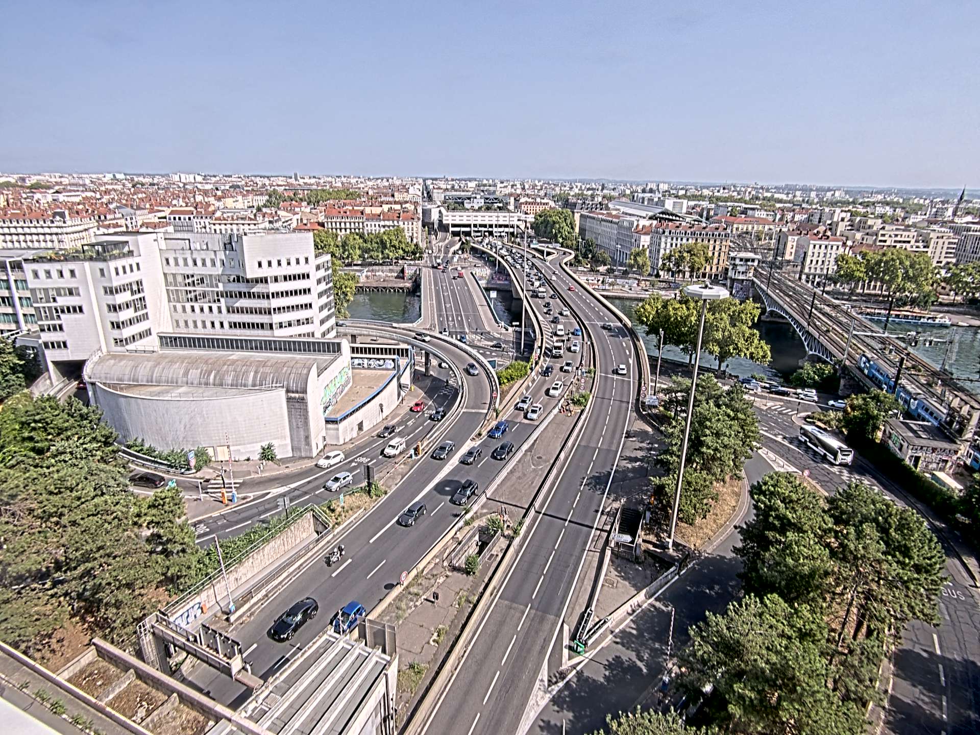 Caméra autoroute à Lyon Perrache à l'entrée Sud du Tunnel sous Fourvière, en direction de Marseille
