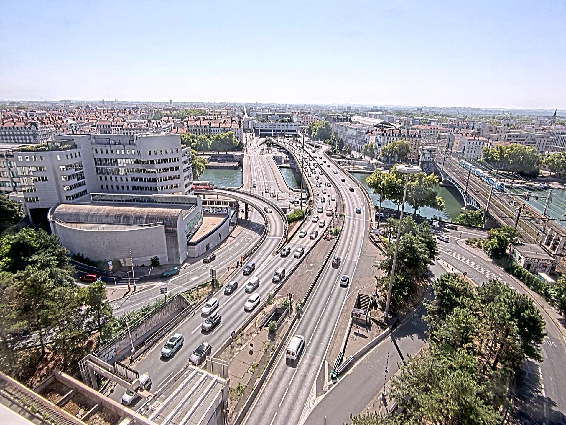 Caméra autoroute à Lyon Perrache à l'entrée Sud du Tunnel sous Fourvière, en direction de Marseille