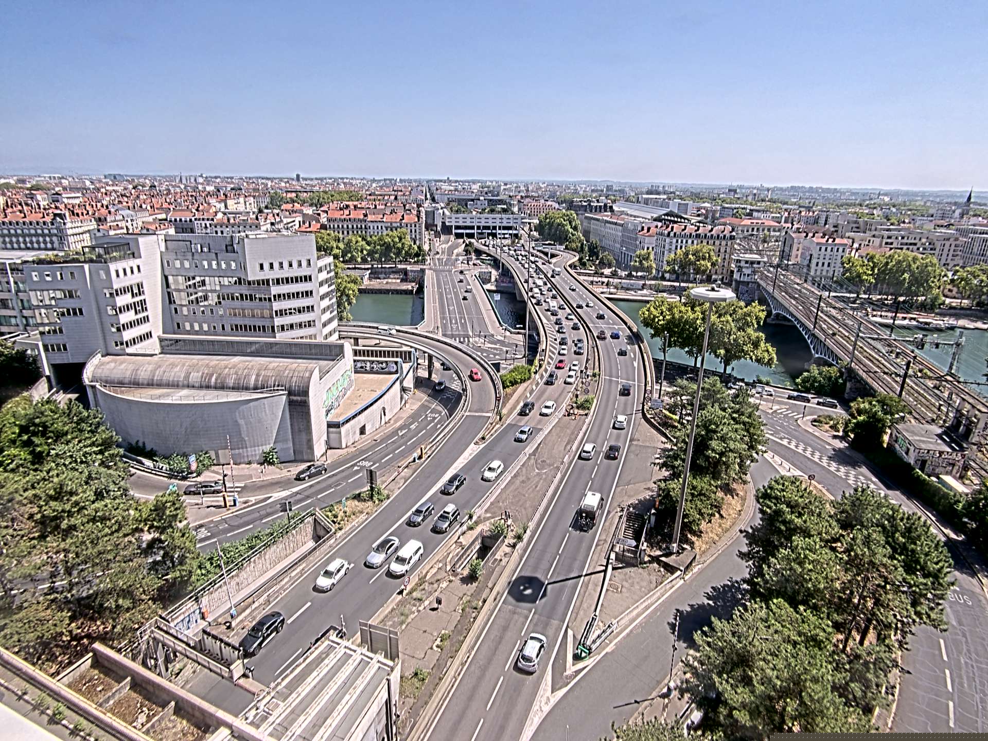 Caméra autoroute à Lyon Perrache à l'entrée Sud du Tunnel sous Fourvière, en direction de Marseille