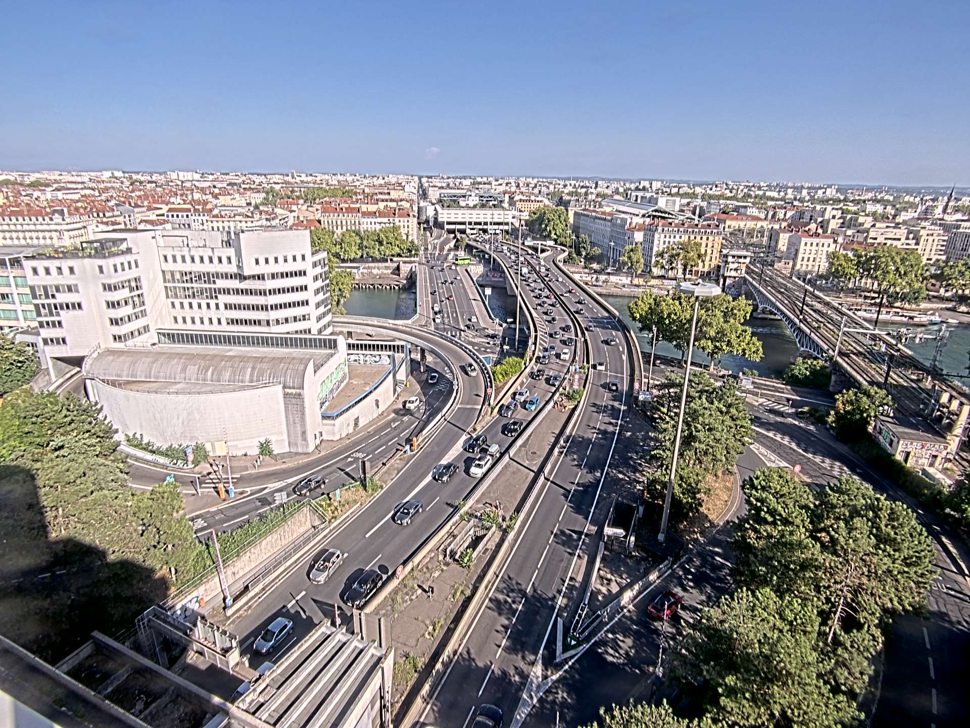 Caméra autoroute à Lyon Perrache à l'entrée Sud du Tunnel sous Fourvière, en direction de Marseille