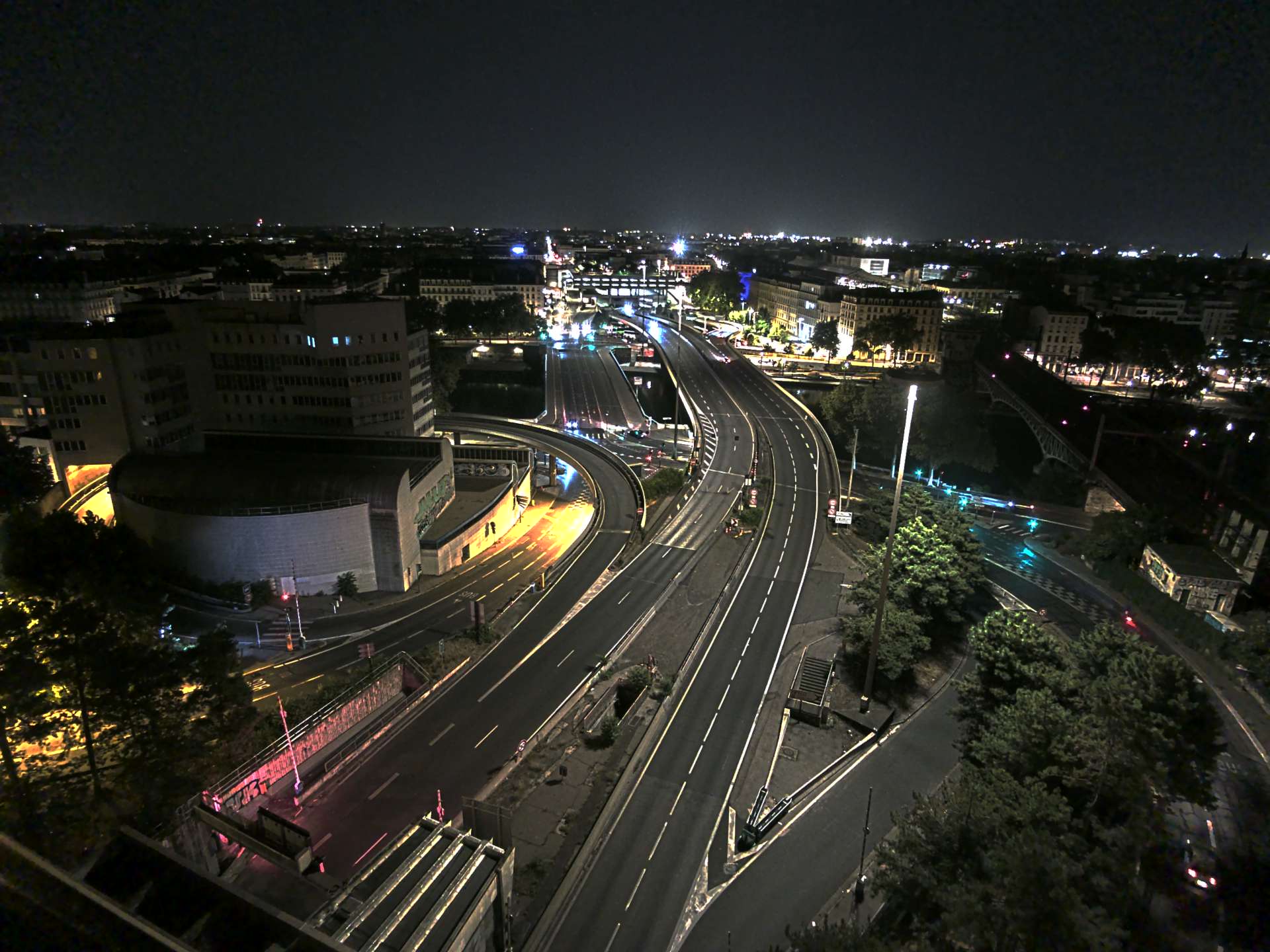 Caméra autoroute à Lyon Perrache à l'entrée Sud du Tunnel sous Fourvière, en direction de Marseille