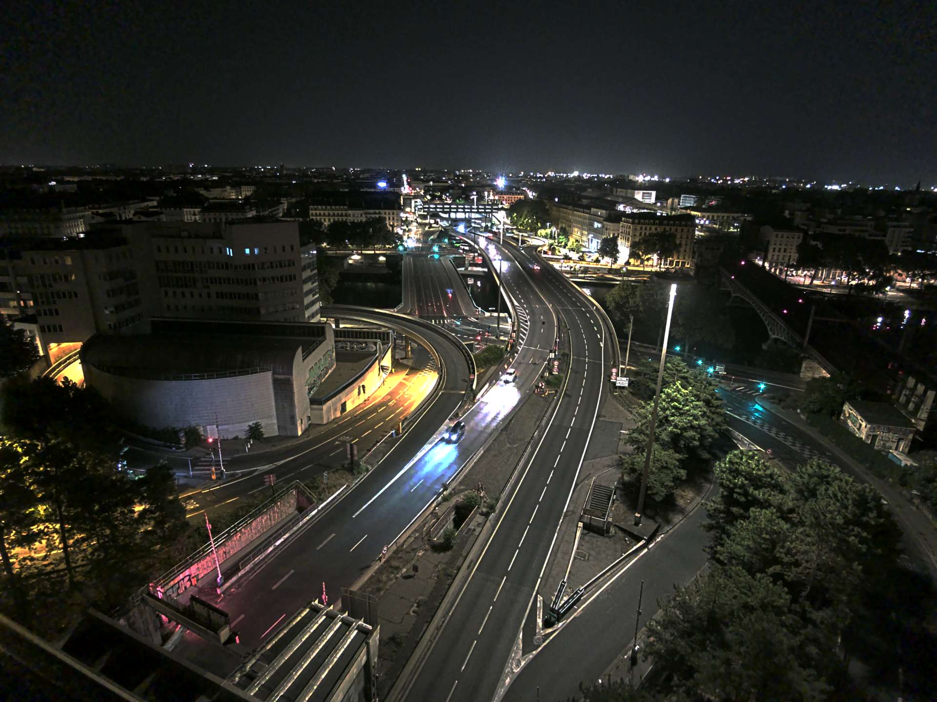 Caméra autoroute à Lyon Perrache à l'entrée Sud du Tunnel sous Fourvière, en direction de Marseille