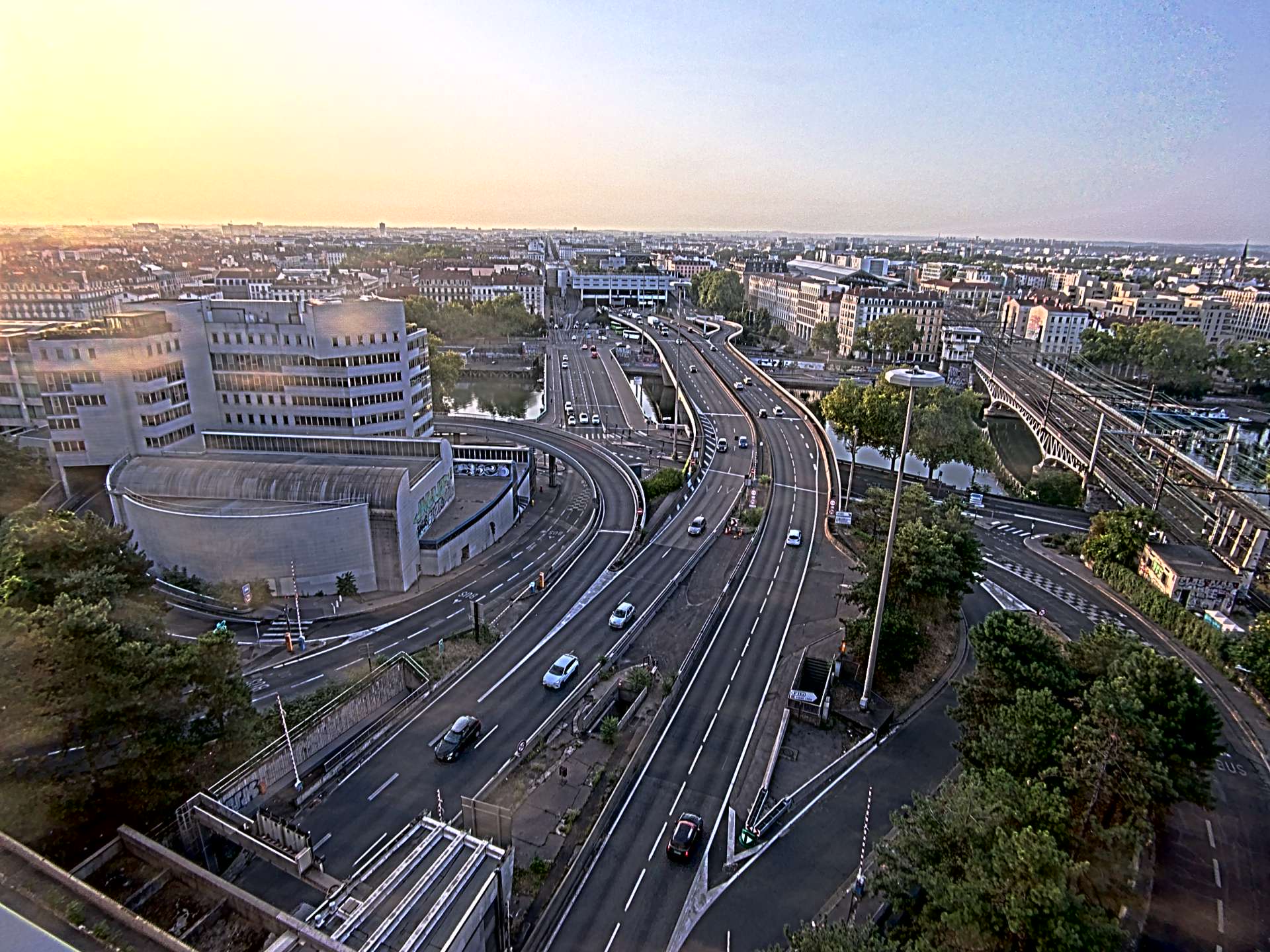Caméra autoroute à Lyon Perrache à l'entrée Sud du Tunnel sous Fourvière, en direction de Marseille