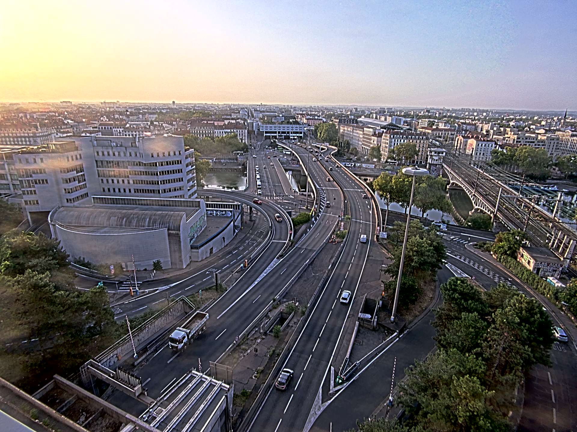 Caméra autoroute à Lyon Perrache à l'entrée Sud du Tunnel sous Fourvière, en direction de Marseille