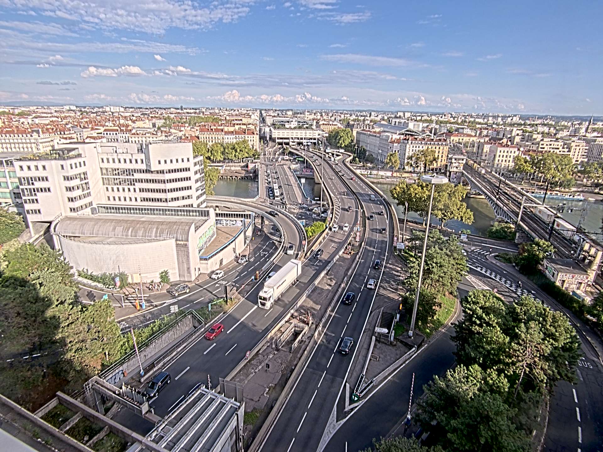 Caméra autoroute à Lyon Perrache à l'entrée Sud du Tunnel sous Fourvière, en direction de Marseille