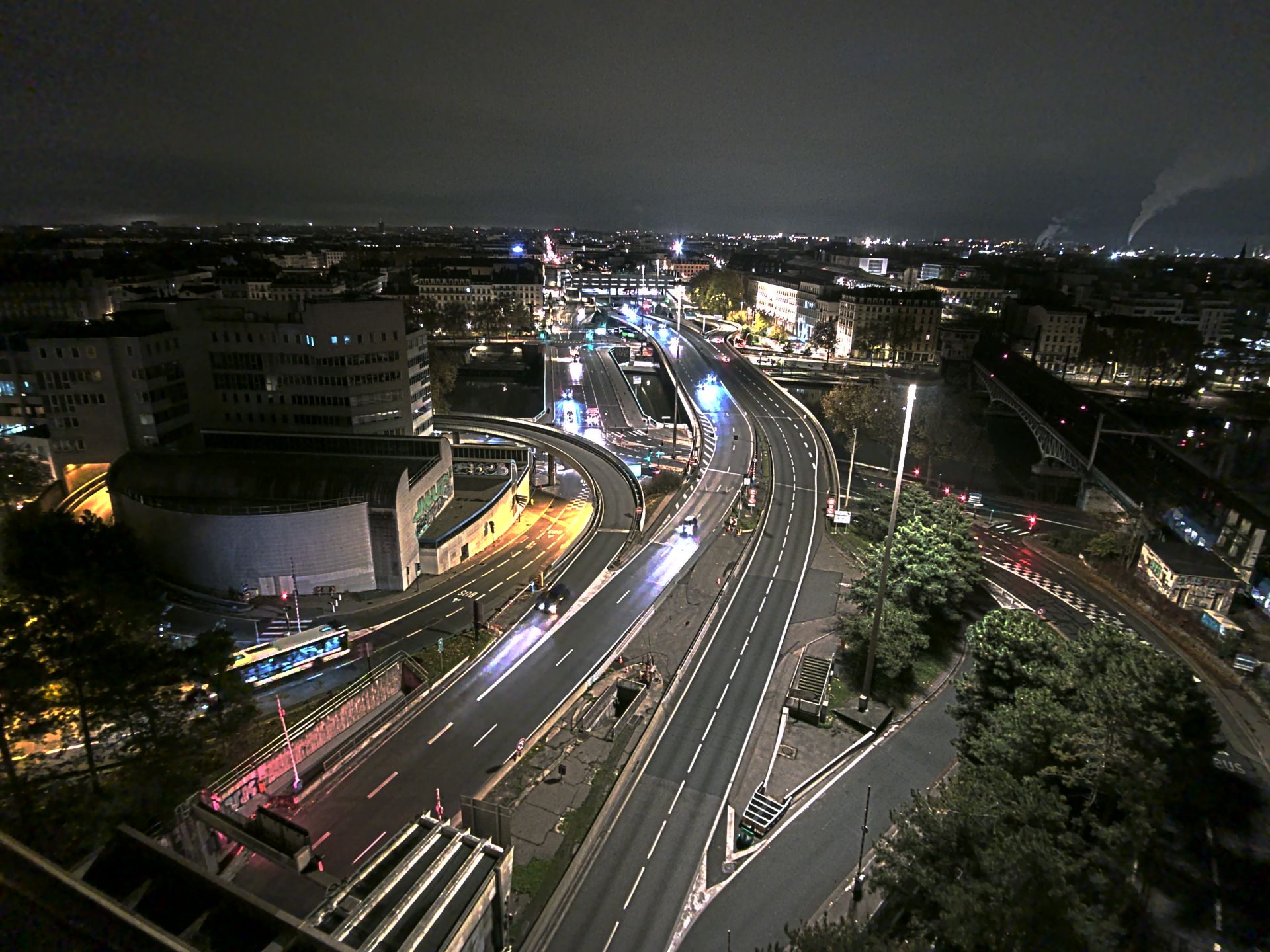 Caméra autoroute à Lyon Perrache à l'entrée Sud du Tunnel sous Fourvière, en direction de Marseille