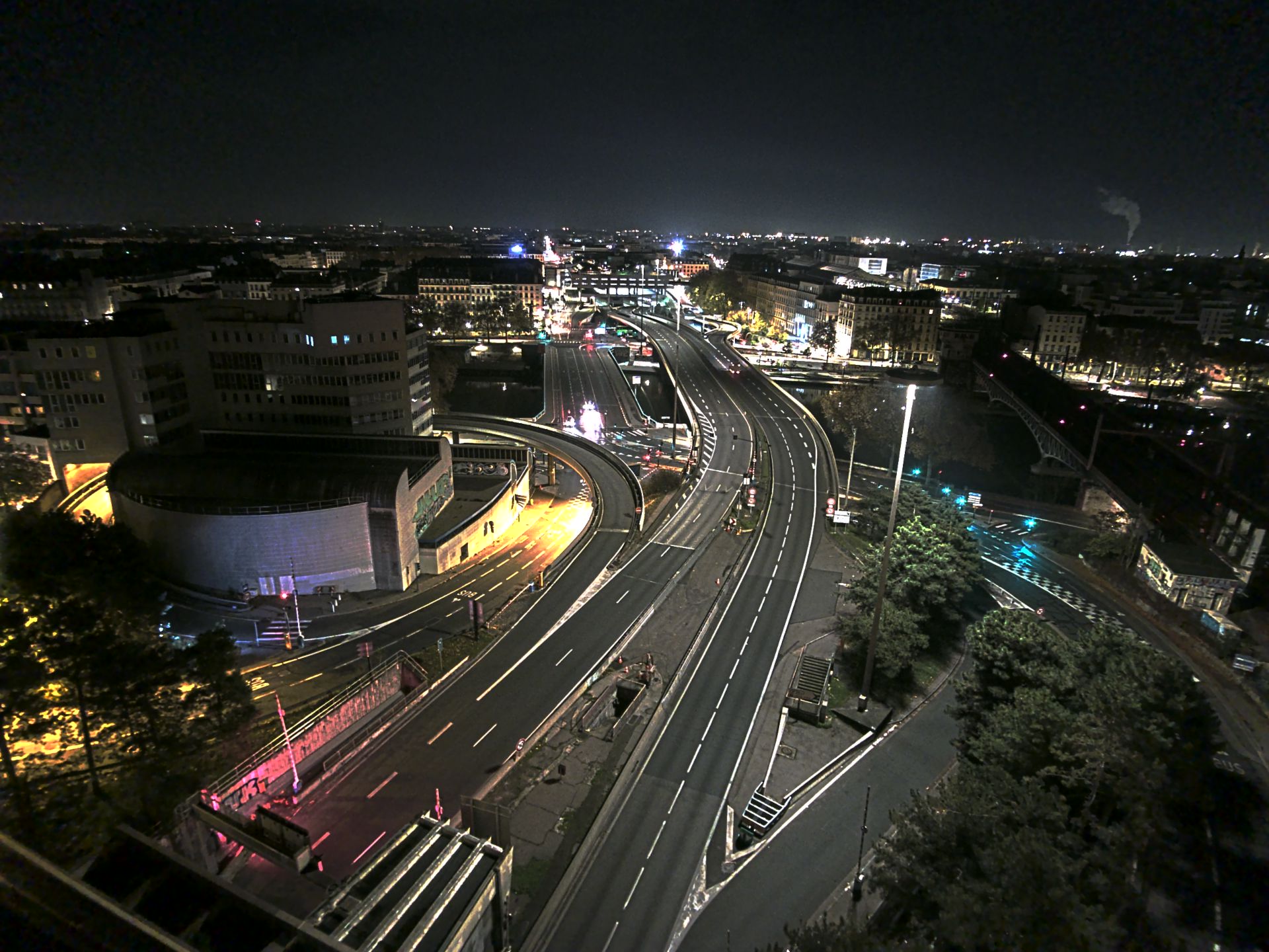 Caméra autoroute à Lyon Perrache à l'entrée Sud du Tunnel sous Fourvière, en direction de Marseille