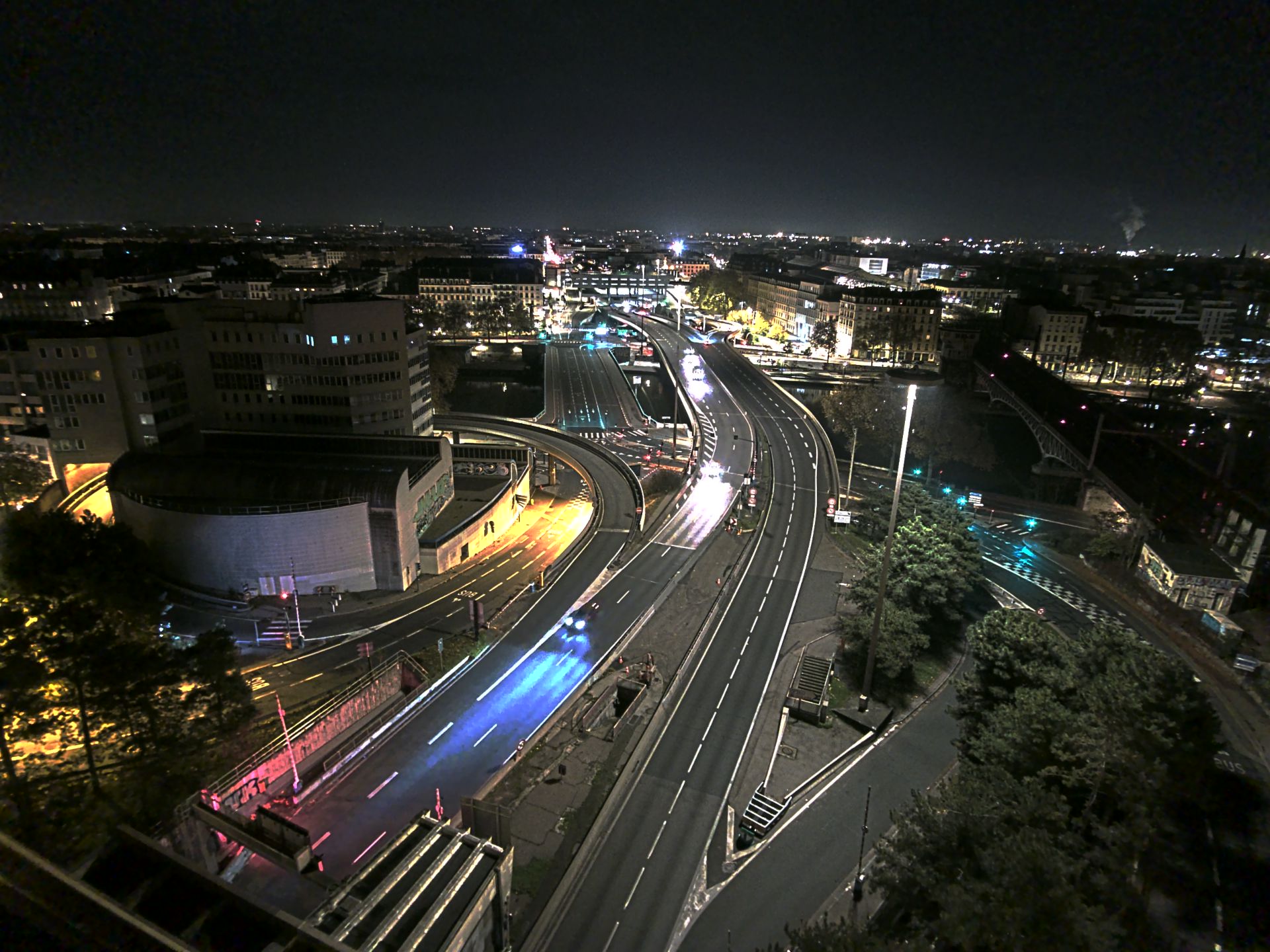 Caméra autoroute à Lyon Perrache à l'entrée Sud du Tunnel sous Fourvière, en direction de Marseille