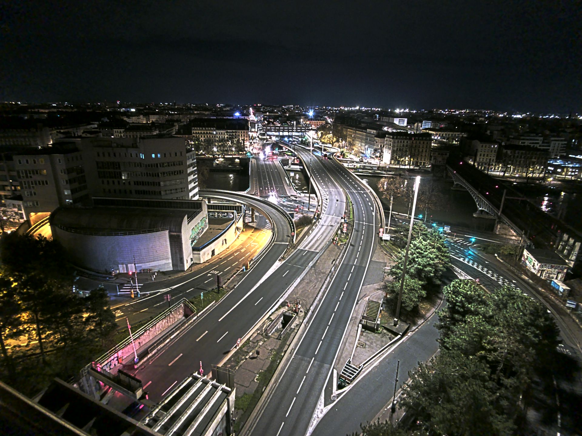 Caméra autoroute à Lyon Perrache à l'entrée Sud du Tunnel sous Fourvière, en direction de Marseille