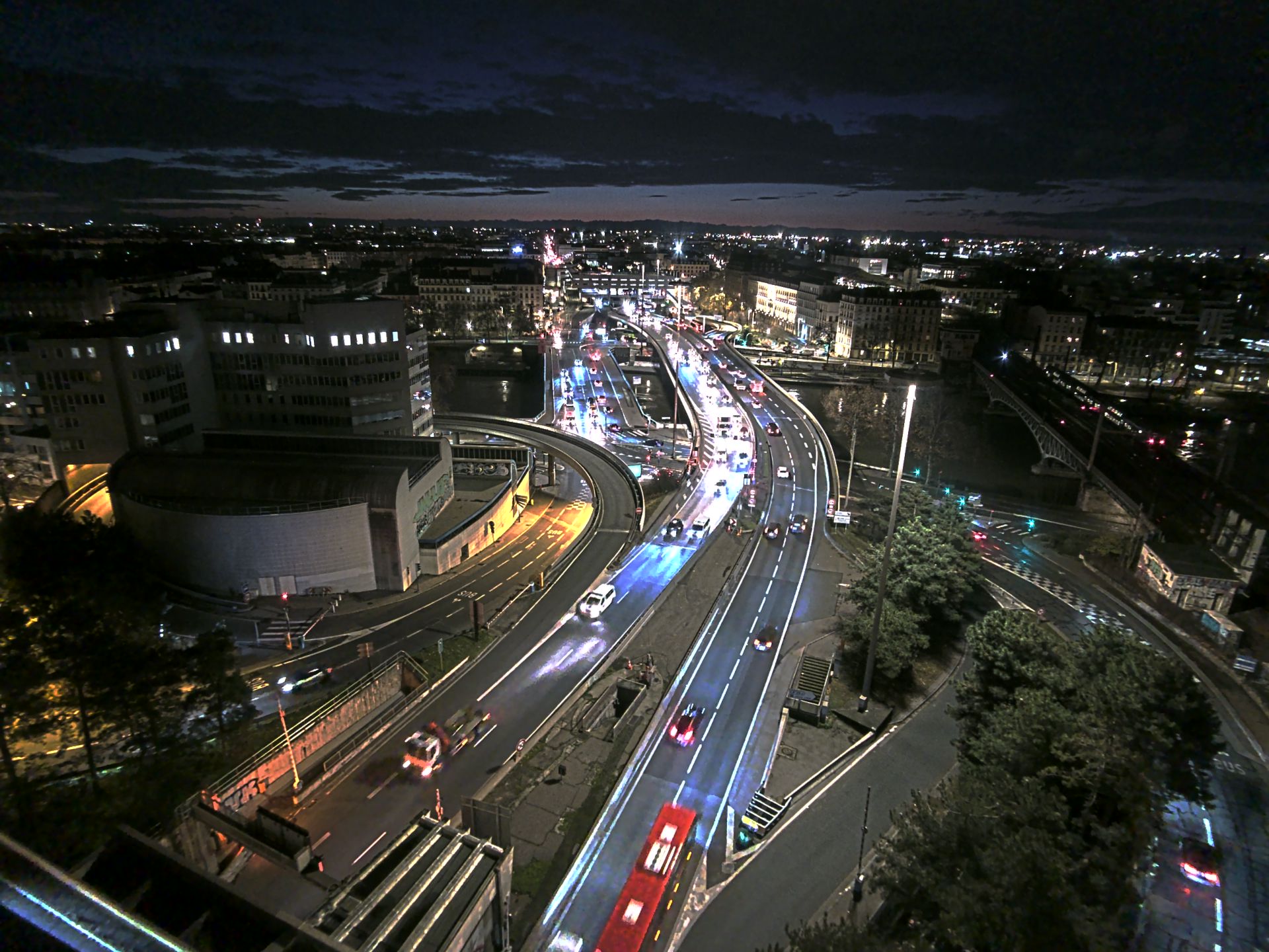 Caméra autoroute à Lyon Perrache à l'entrée Sud du Tunnel sous Fourvière, en direction de Marseille