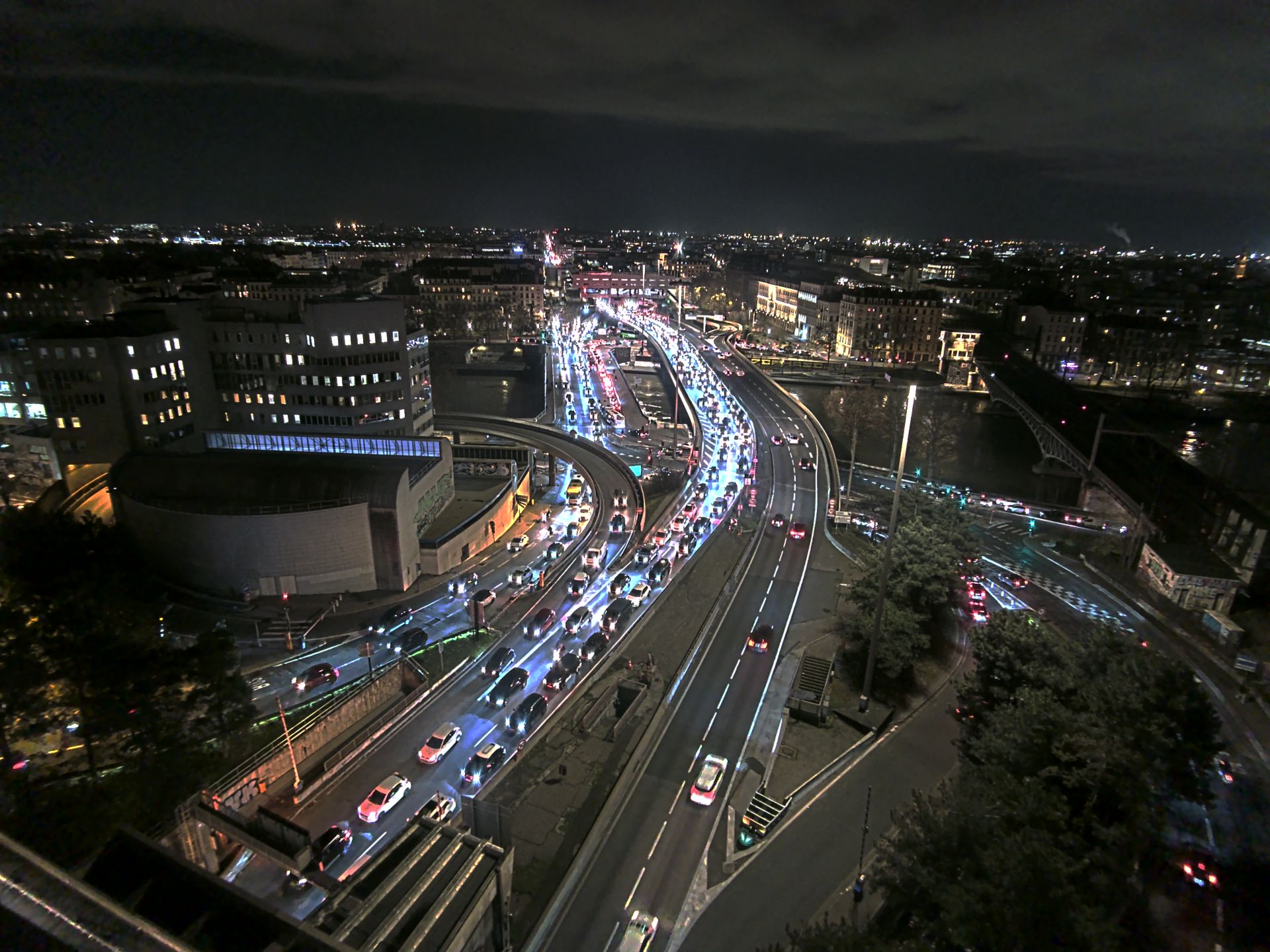 Caméra autoroute à Lyon Perrache à l'entrée Sud du Tunnel sous Fourvière, en direction de Marseille