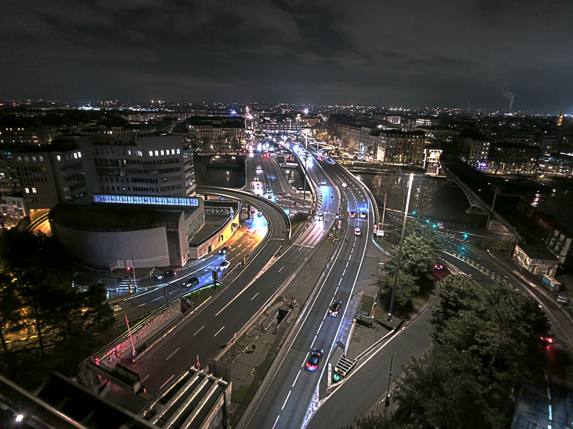 Caméra autoroute à Lyon Perrache à l'entrée Sud du Tunnel sous Fourvière, en direction de Marseille