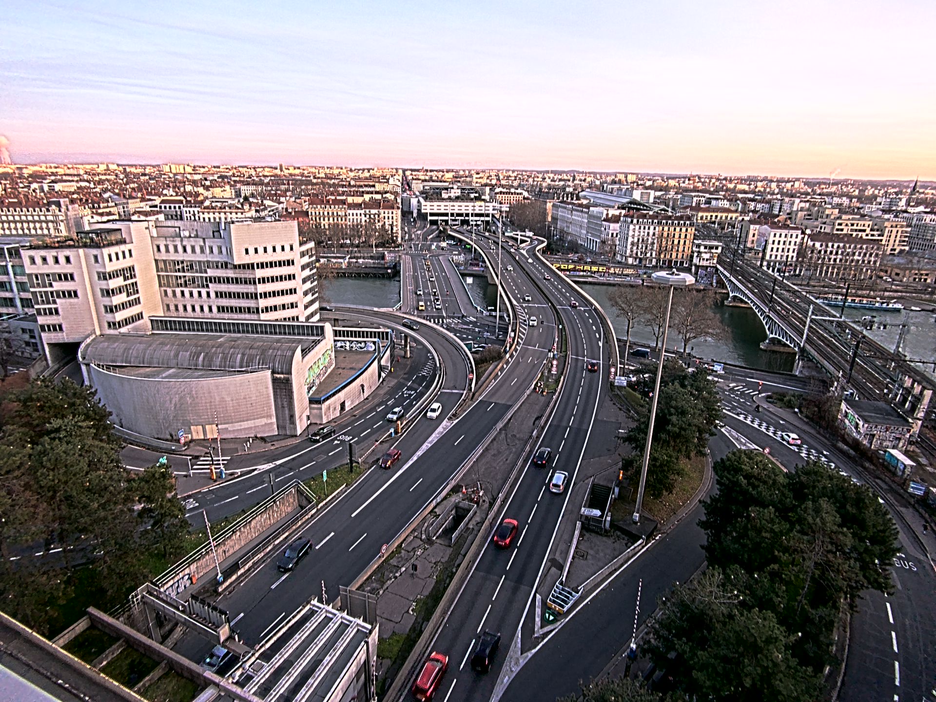 Caméra autoroute à Lyon Perrache à l'entrée Sud du Tunnel sous Fourvière, en direction de Marseille