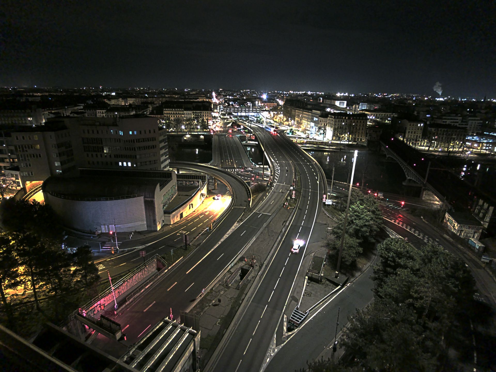 Caméra autoroute à Lyon Perrache à l'entrée Sud du Tunnel sous Fourvière, en direction de Marseille